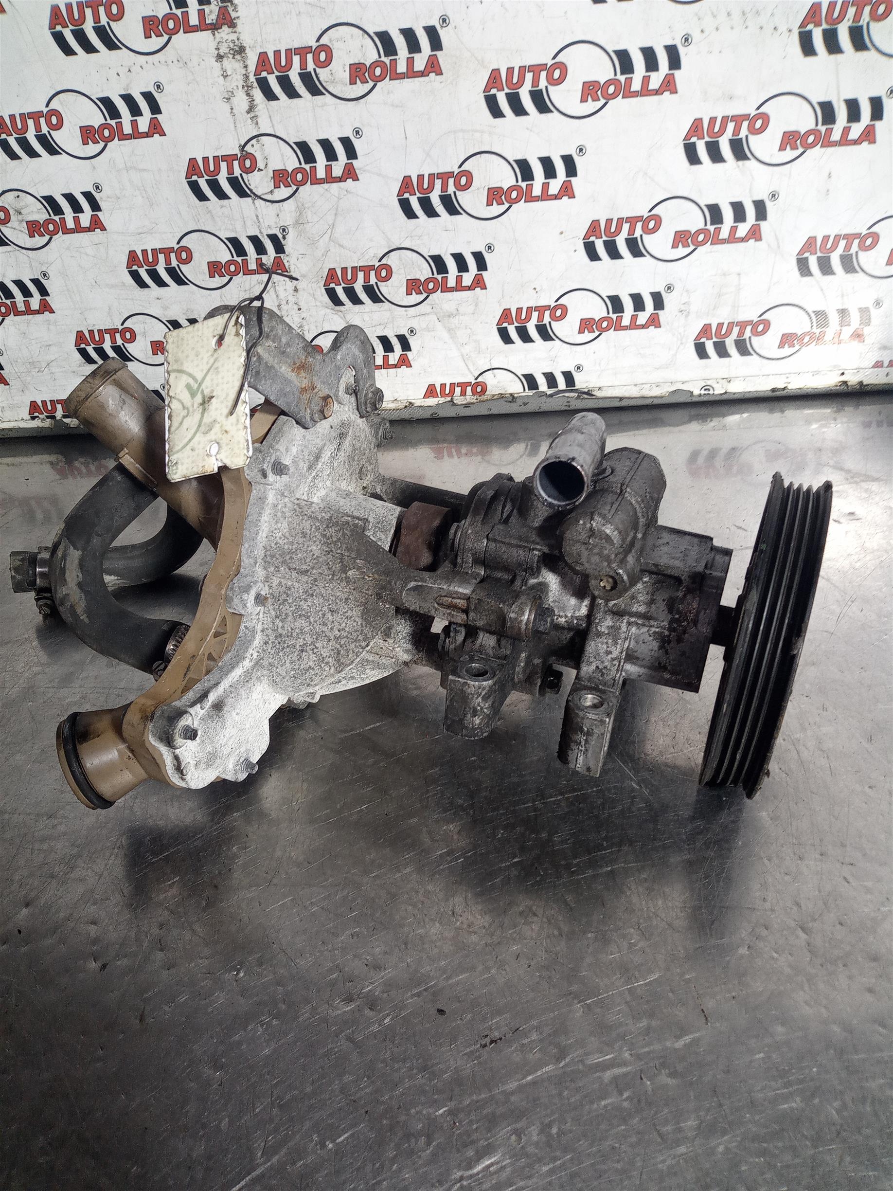 Pompa apa+pompa servo Peugeot Boxer ,2.2d , an 2009
