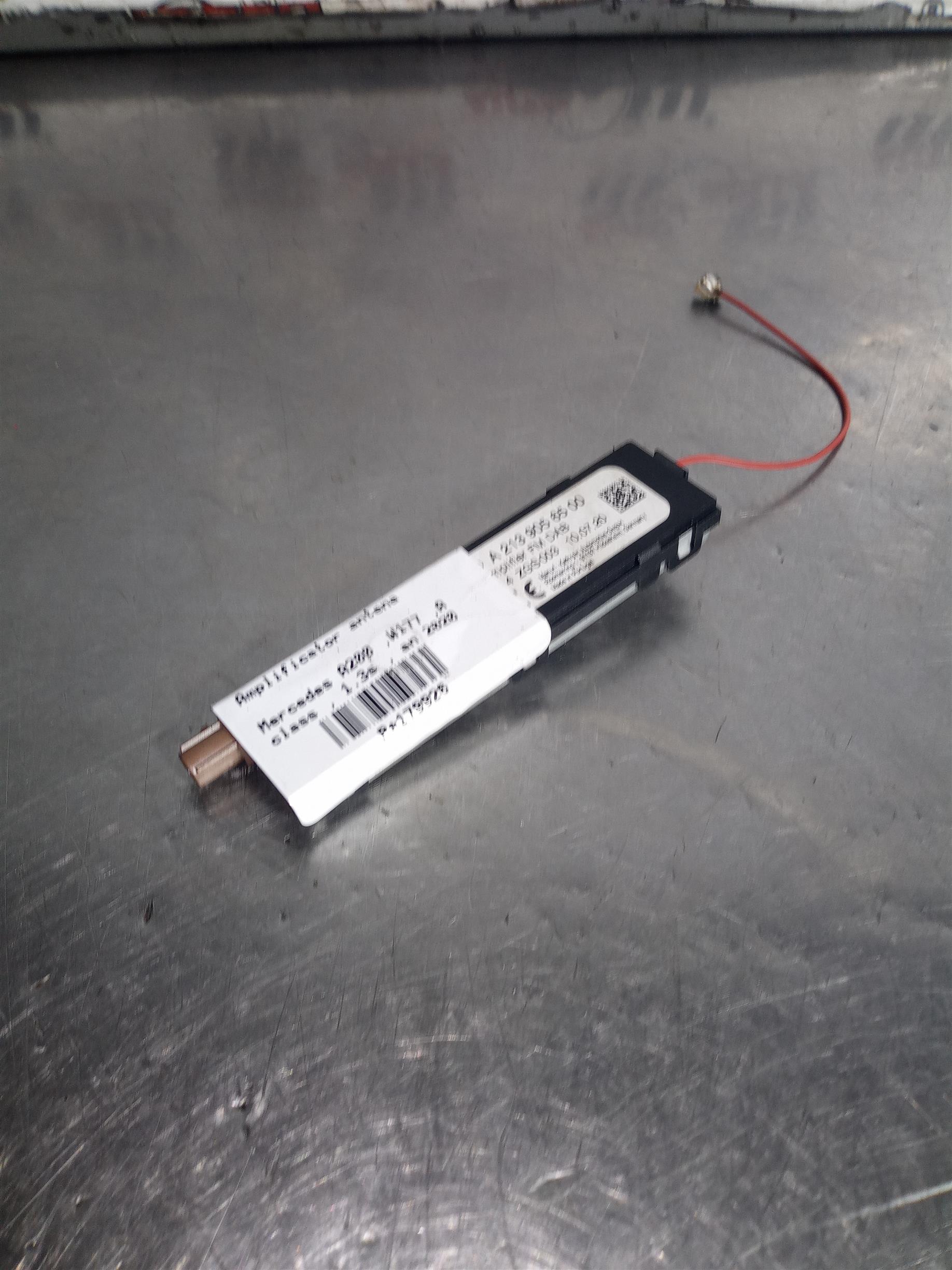 Amplificator antena Mercedes A200 ,W177 ,A class , 1.3s , an 2020
