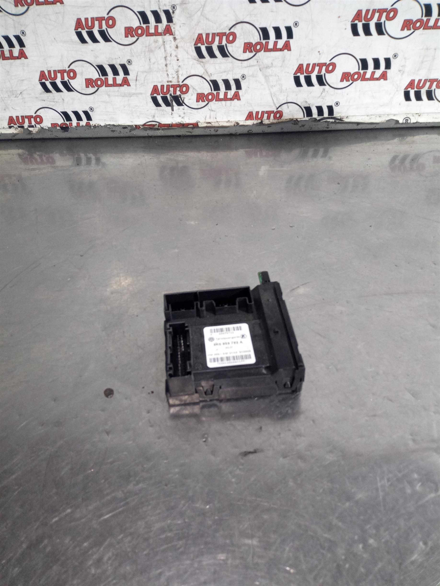 Modul usa dreapta fata Volkswagen Golf 6 plus ,an 2012