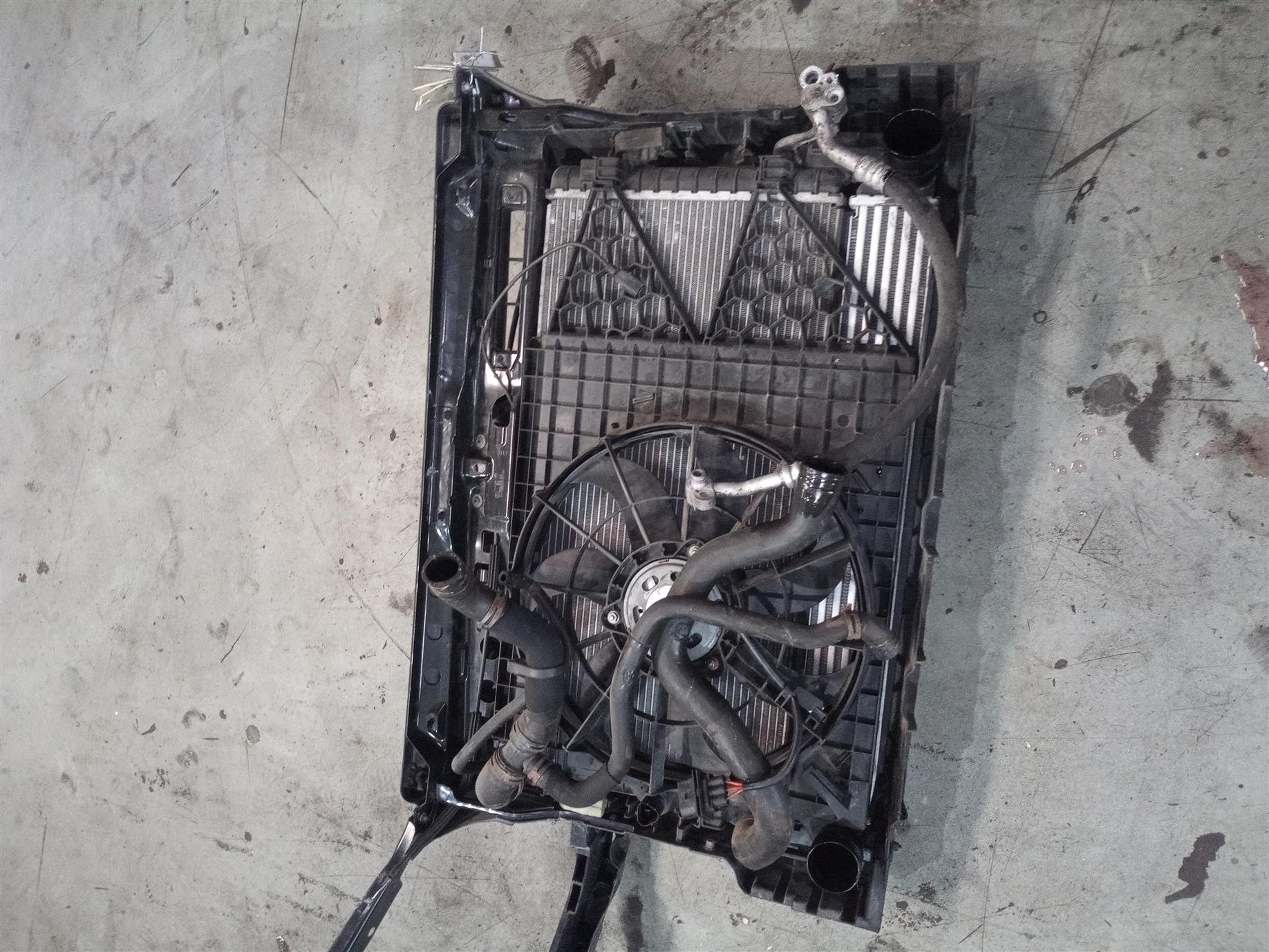 Radiator apa Volkswagen Polo ,1.6d , an 2012