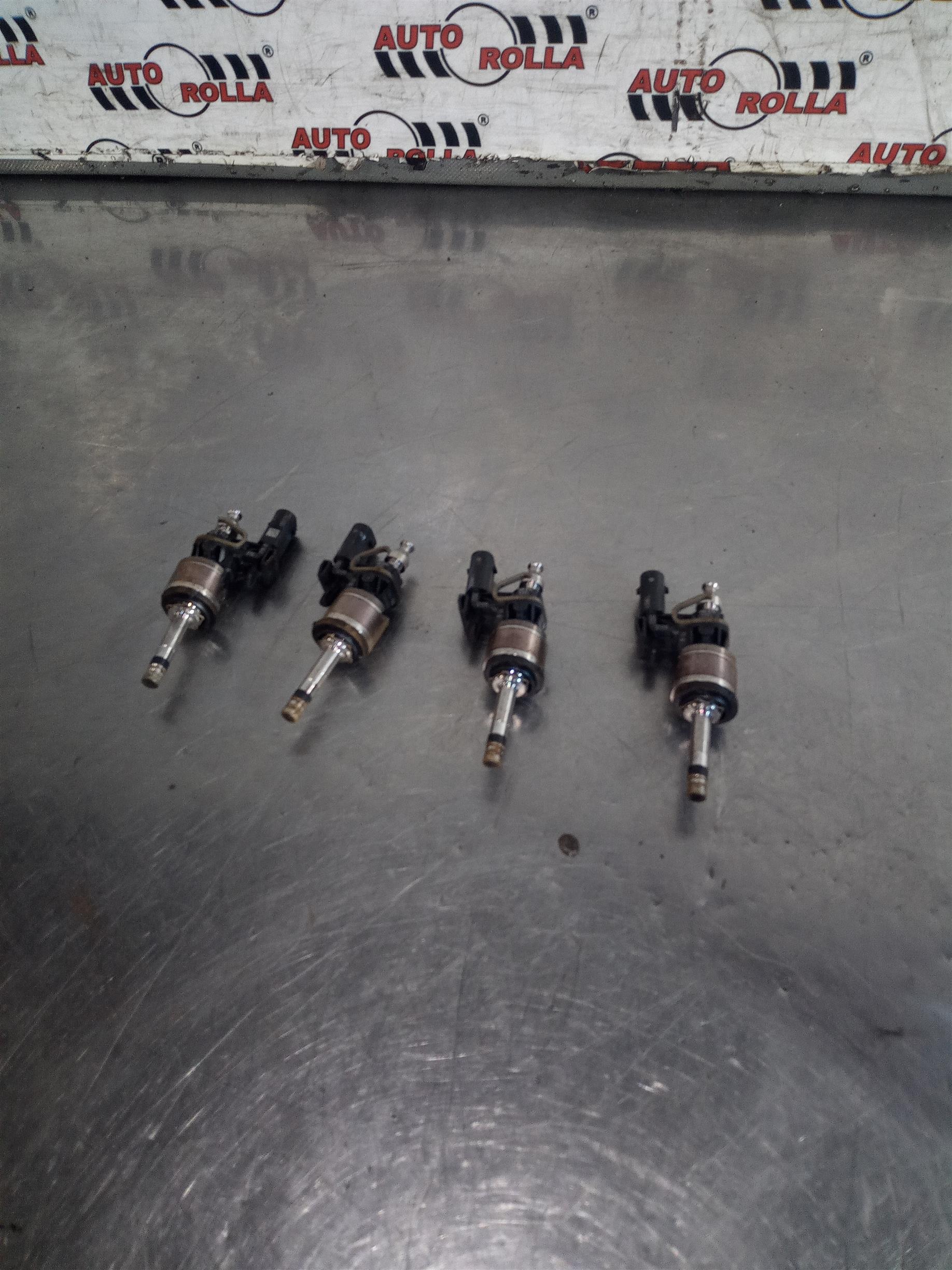 Injectoare set Volkswagen T-Rok ,1.5tsi , an 2022