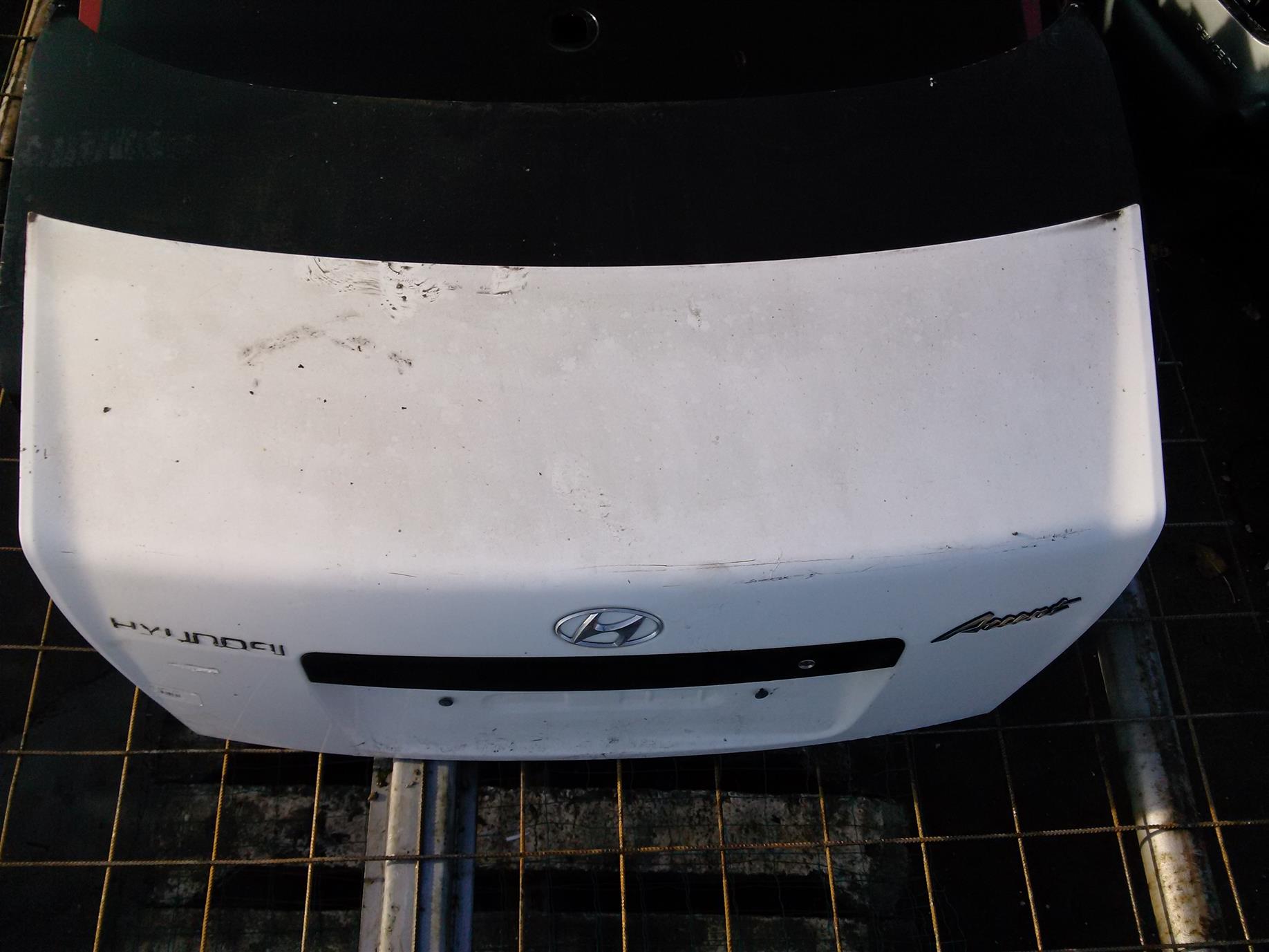 capota spate Hyundai Accent, an 2005