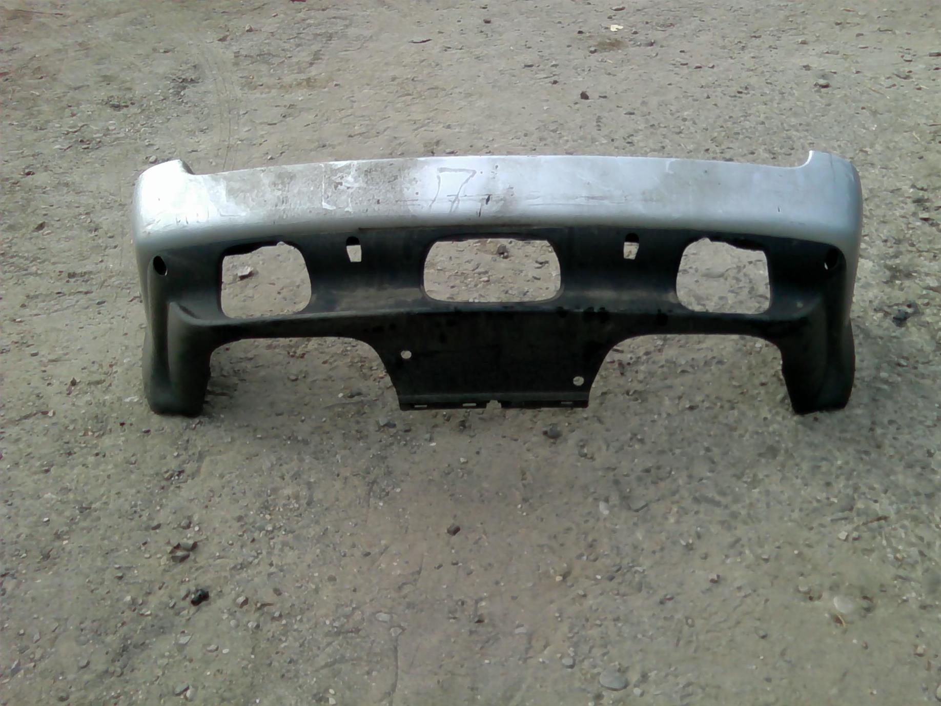 bara spate BMW X5 E53, an 2005