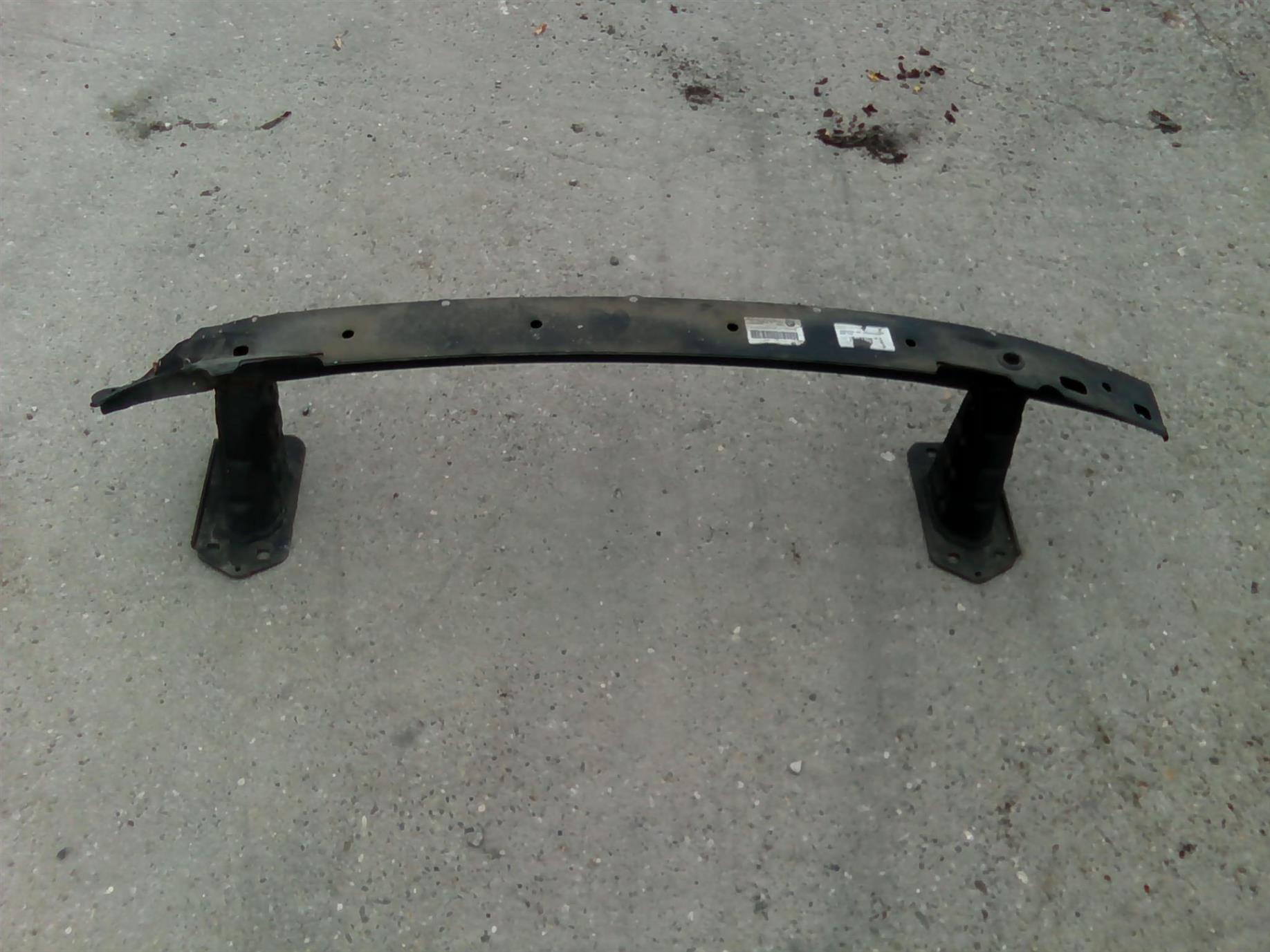 traversa cap lonjeroane BMW E88