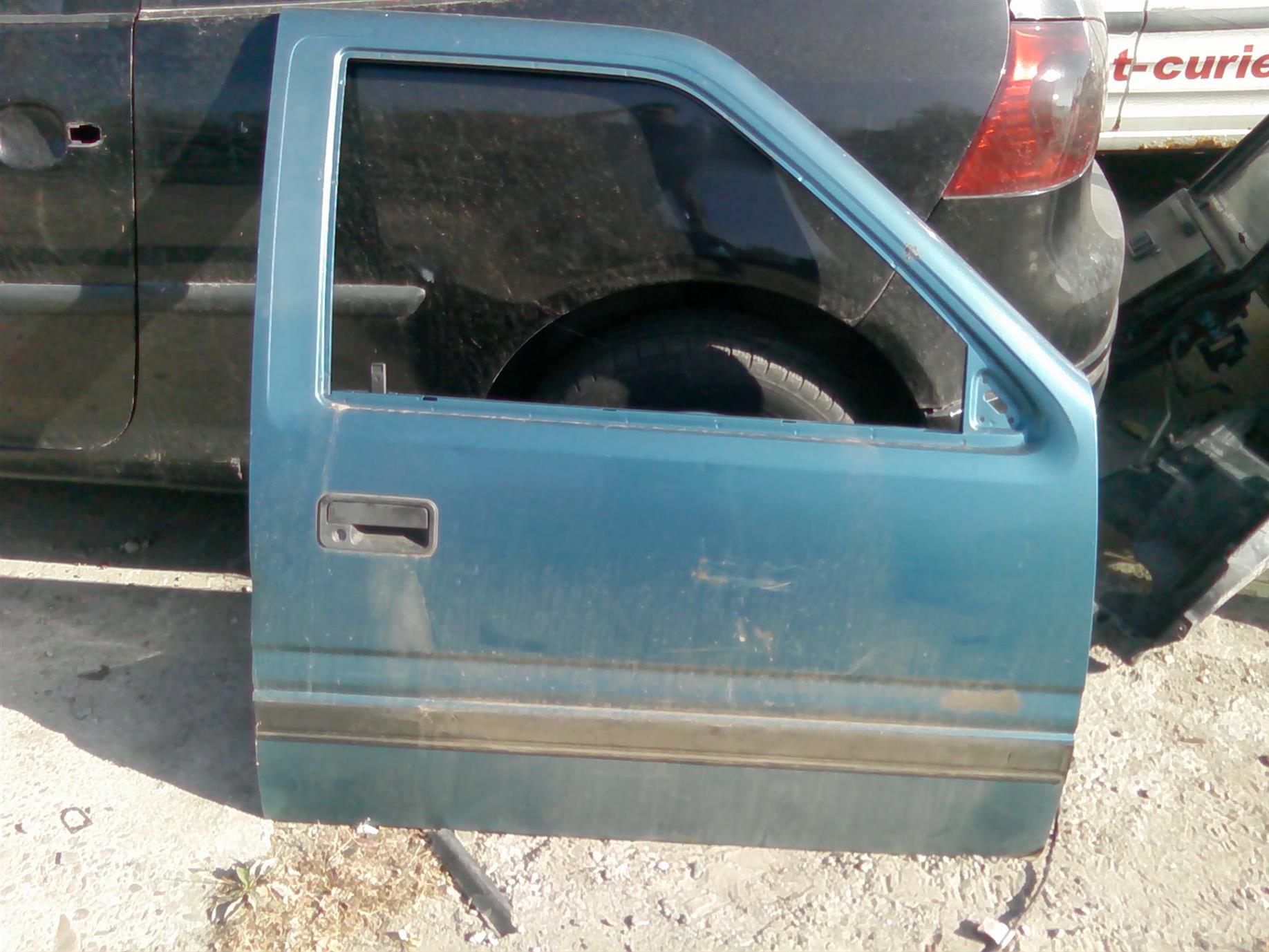 usa dreapta fata goala Opel Frontera A