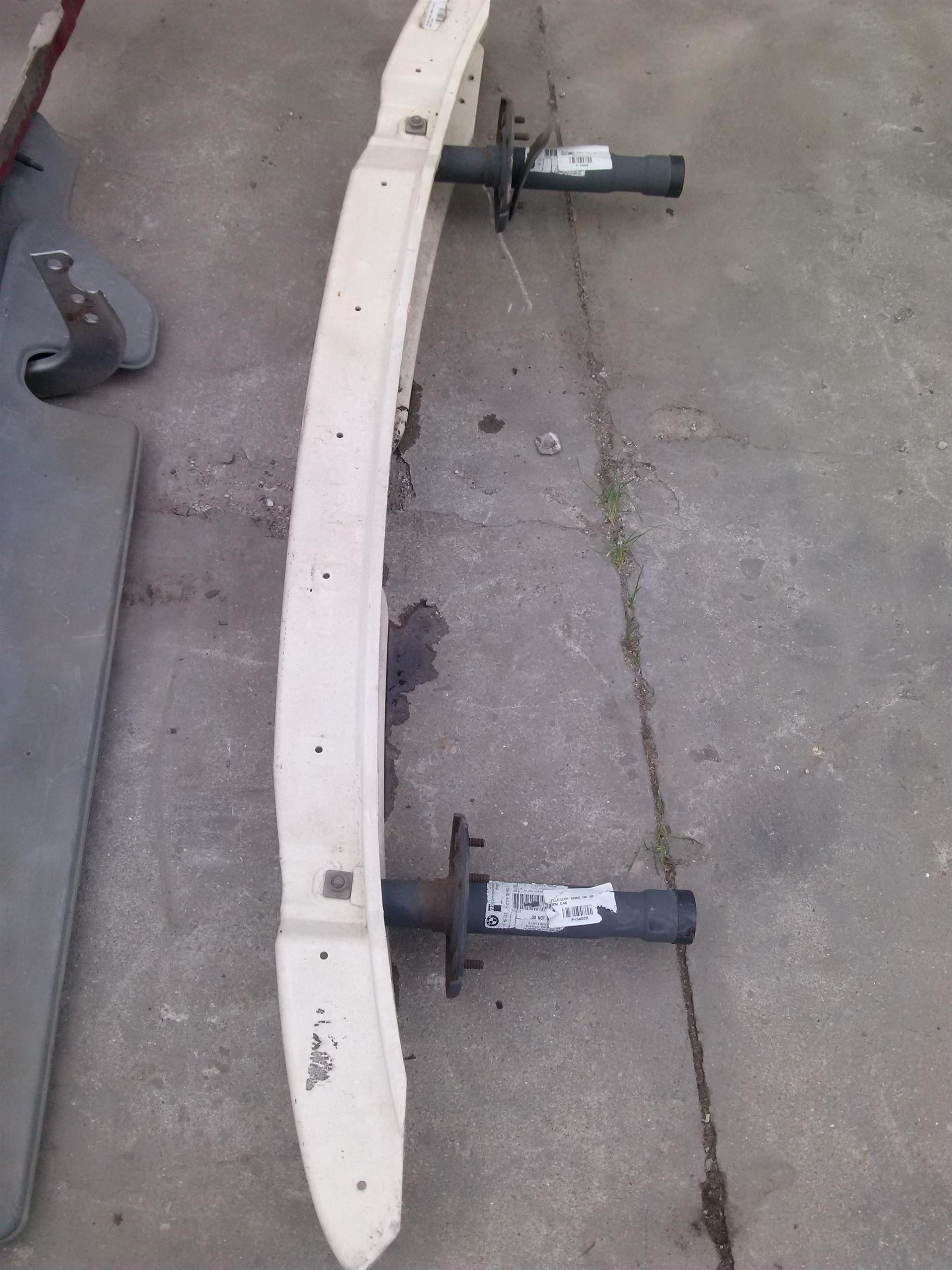 intaritura bara spate BMW E46