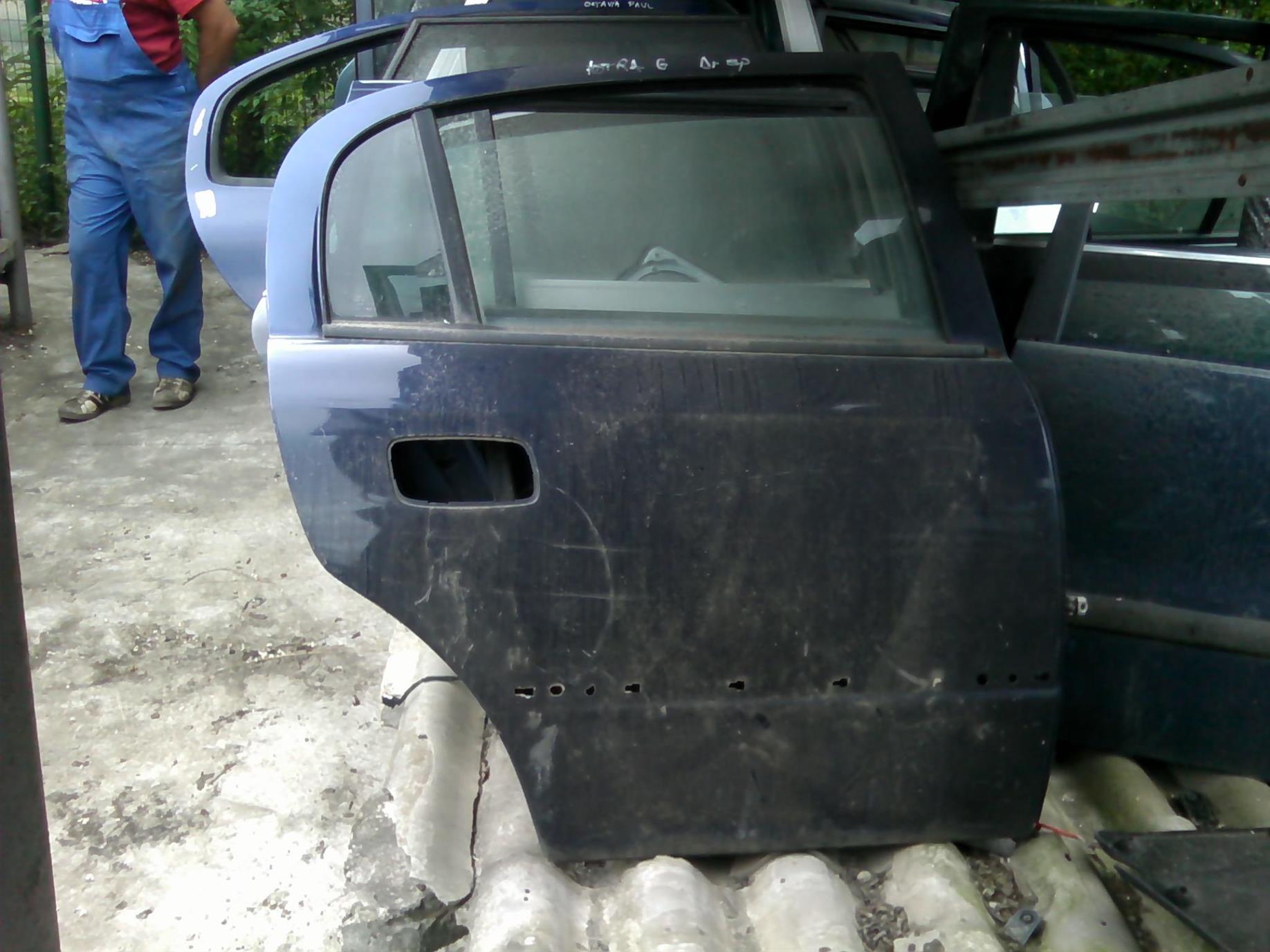 usa dreapta spate si geam Opel Astra G