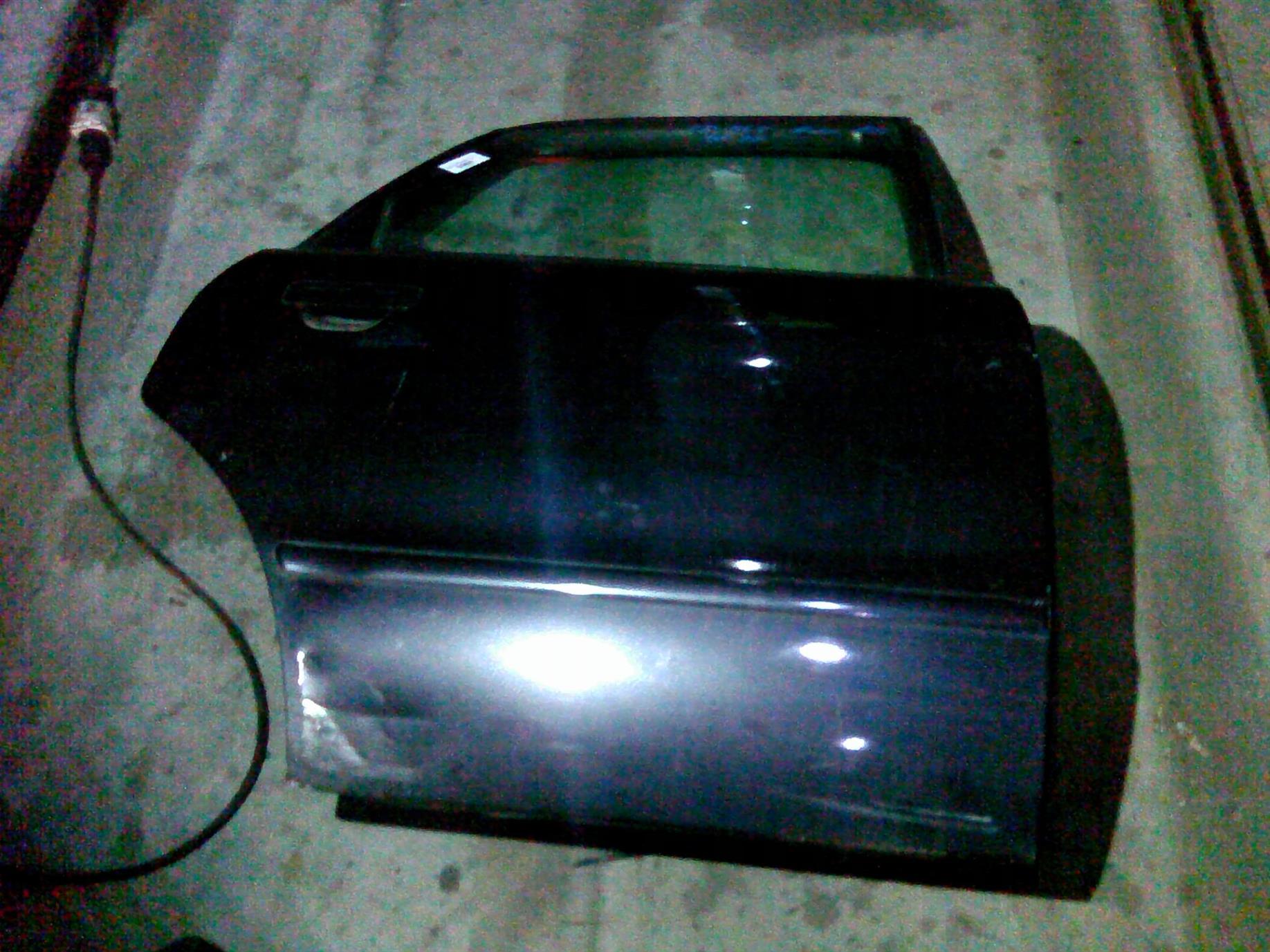 usa dreapta spate completa Audi A4, an 1995, 1.6S