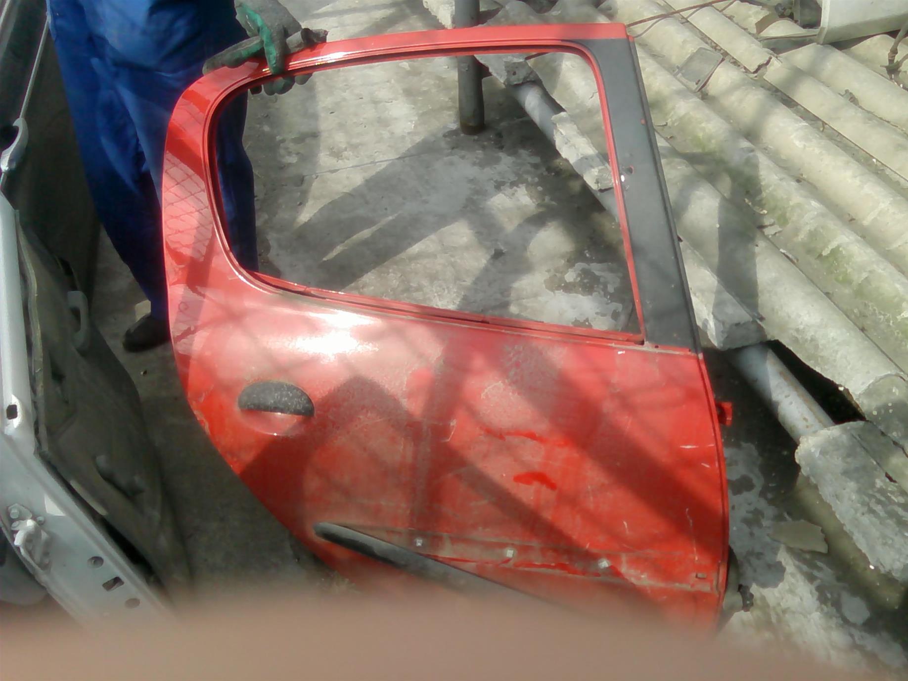 usa dreapta spate completa Peugeot 206, 1.4S, an 2005
