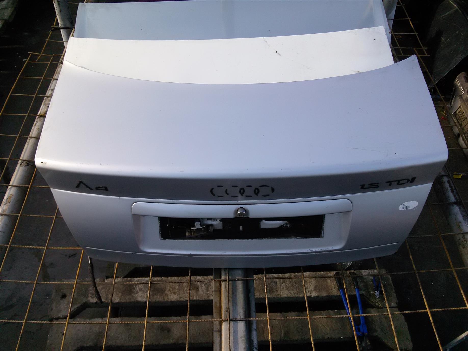 capota spate Audi A4 B5