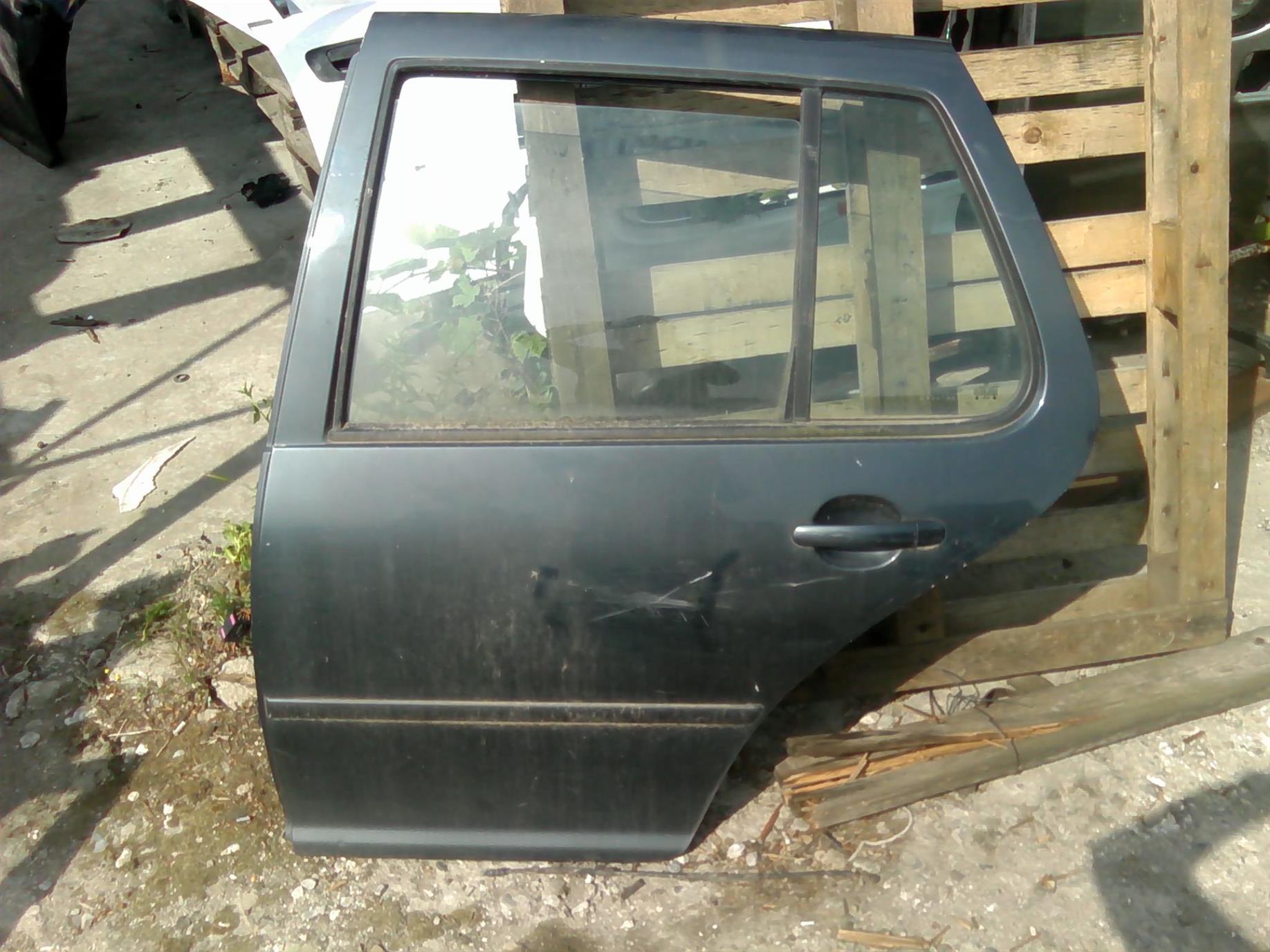 usa stanga spate completa Volkswagen Golf 4