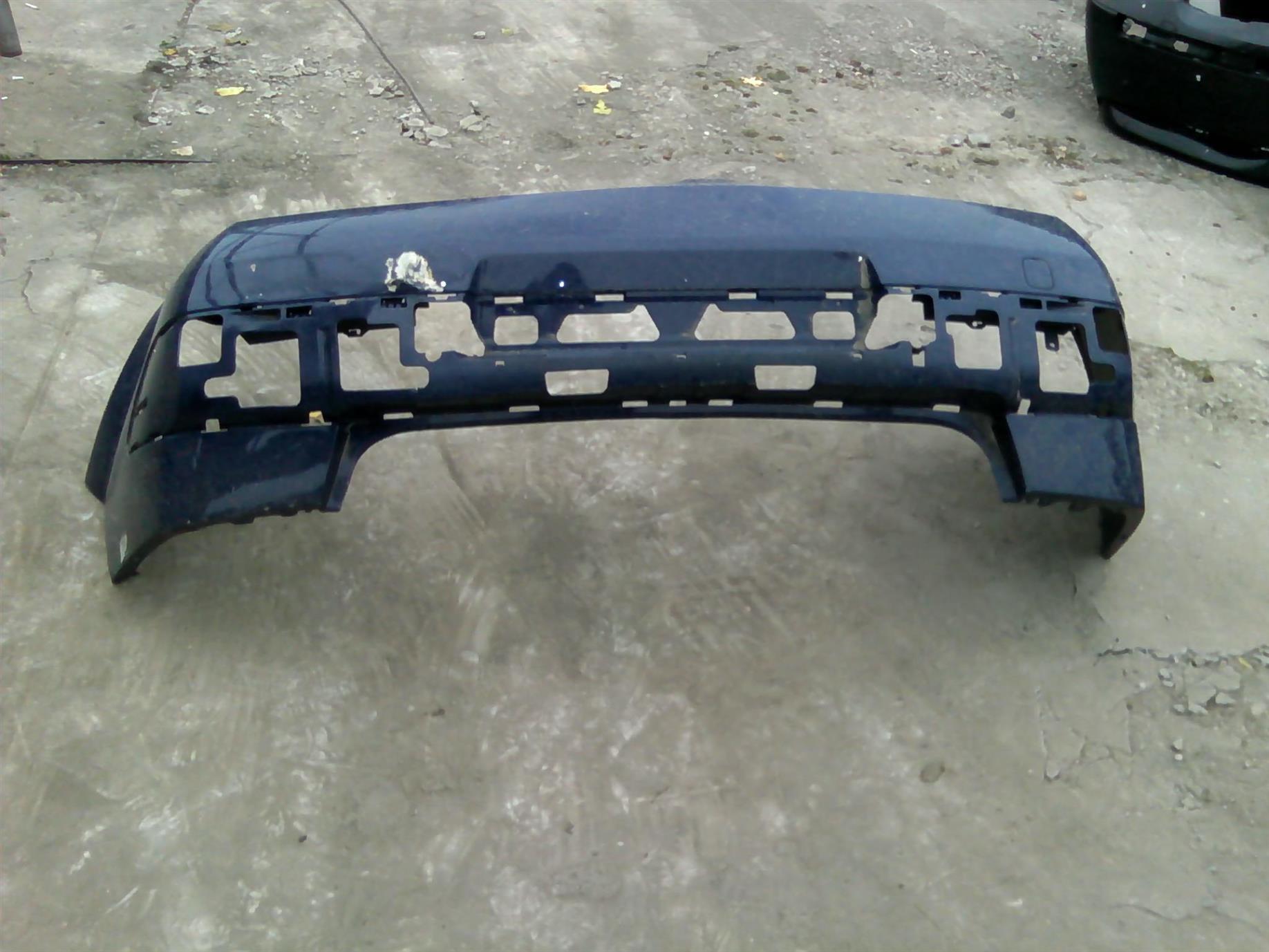 bara spate Renault Megane Sedan