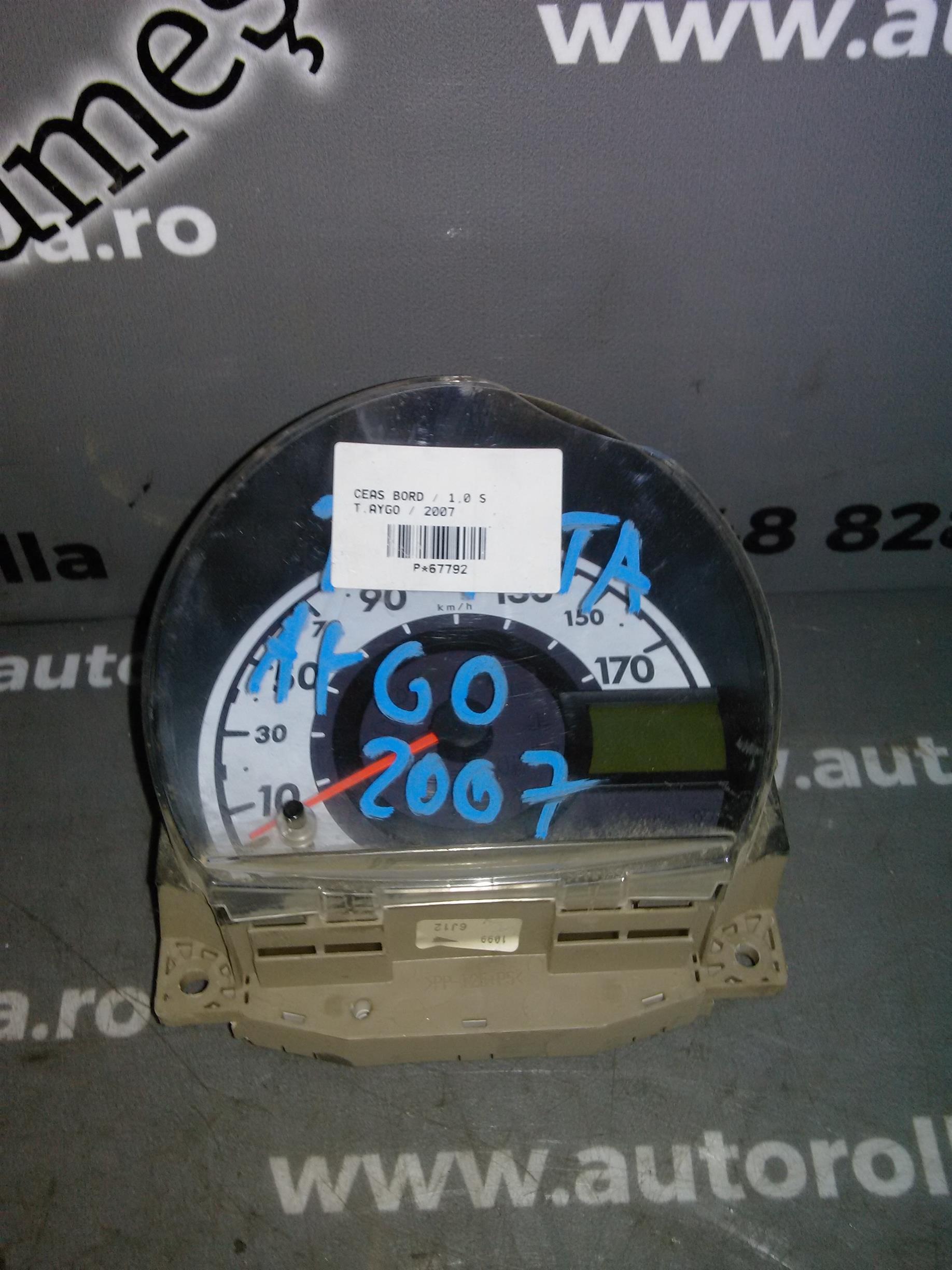 ceas bord Toyota Aygo, 1.0S ,an 2007