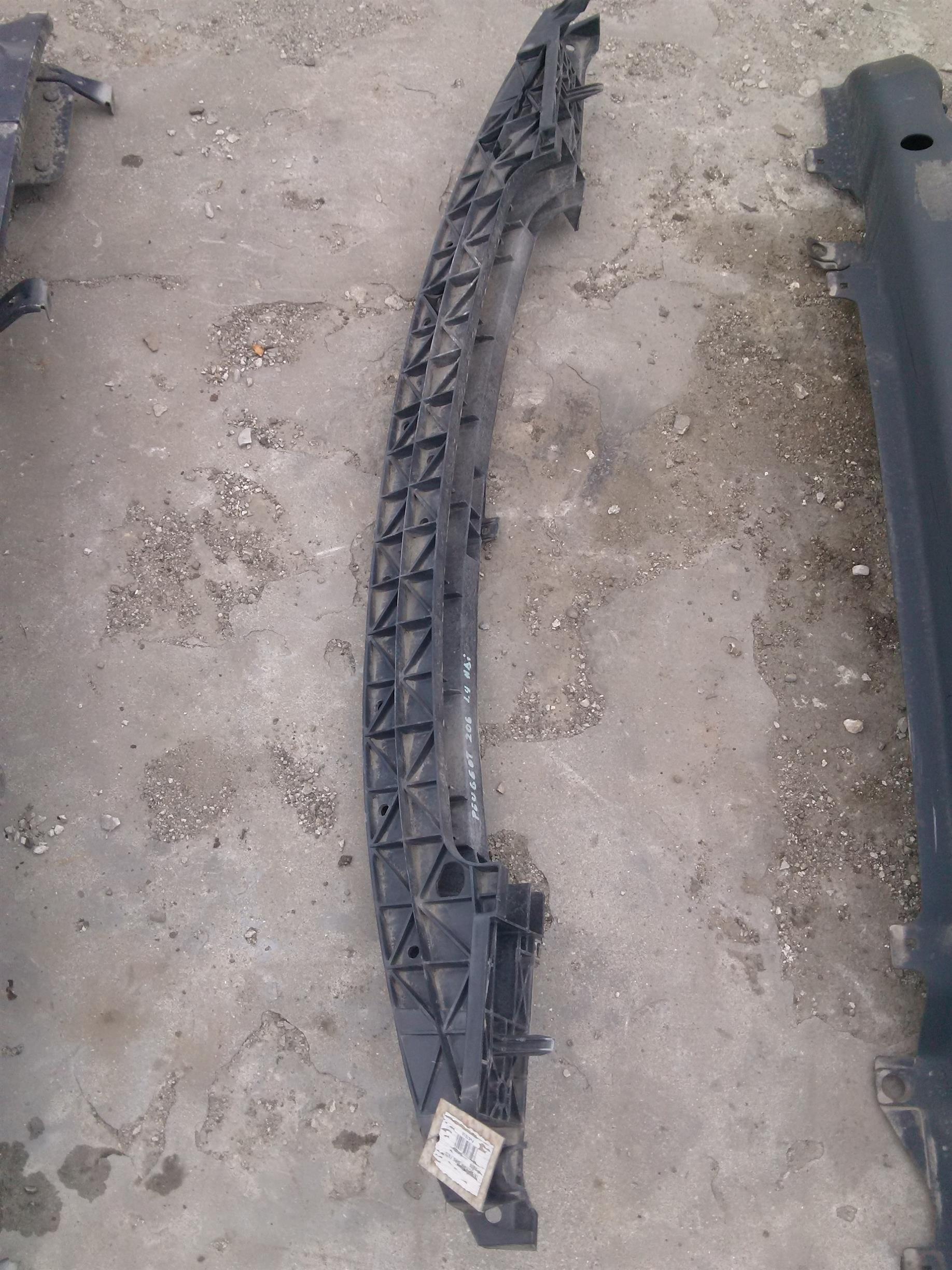 intaritura bara fata Peugeot 206