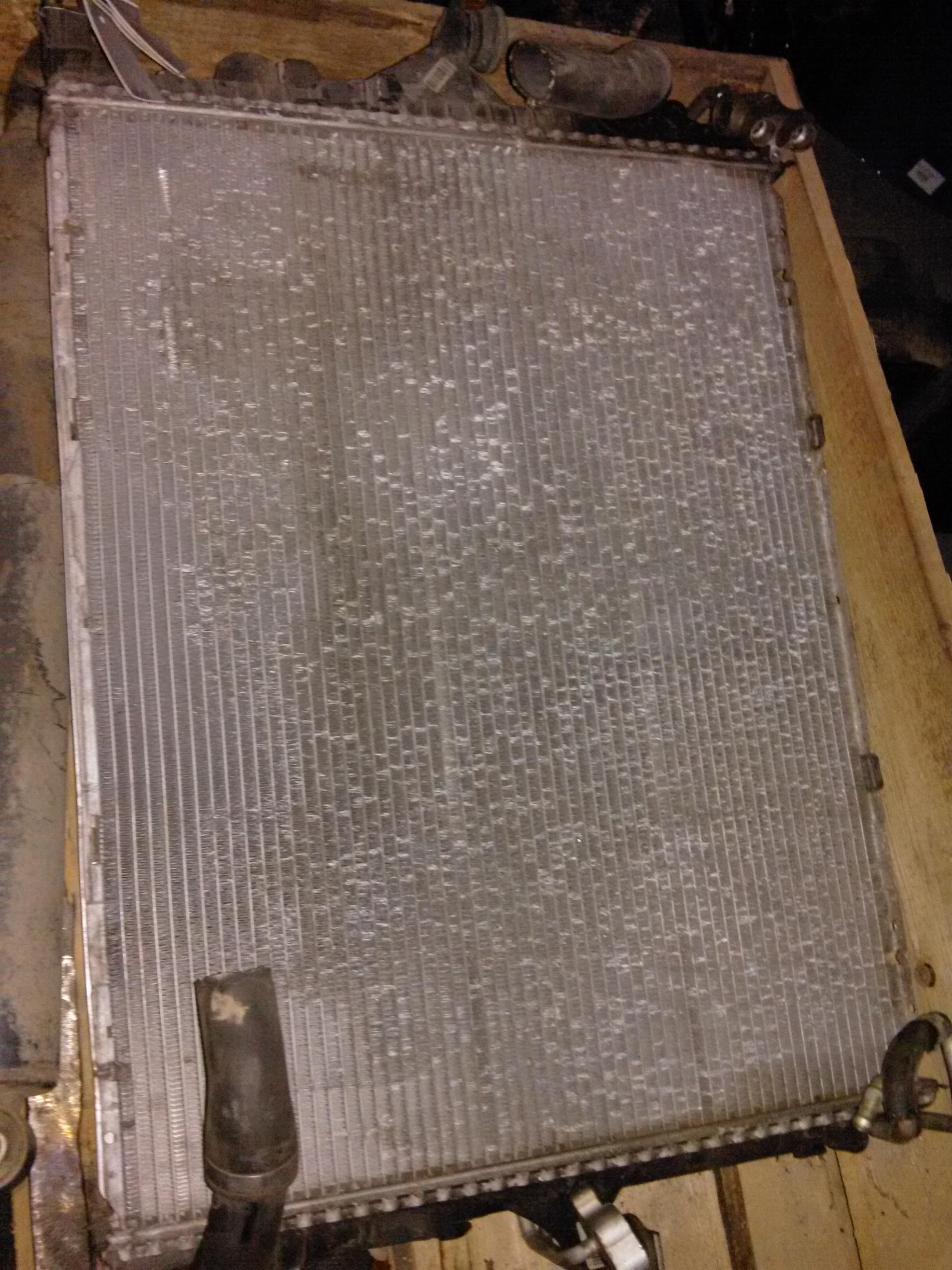 radiator apa Porsche Cayenne, 4.5S an 2006