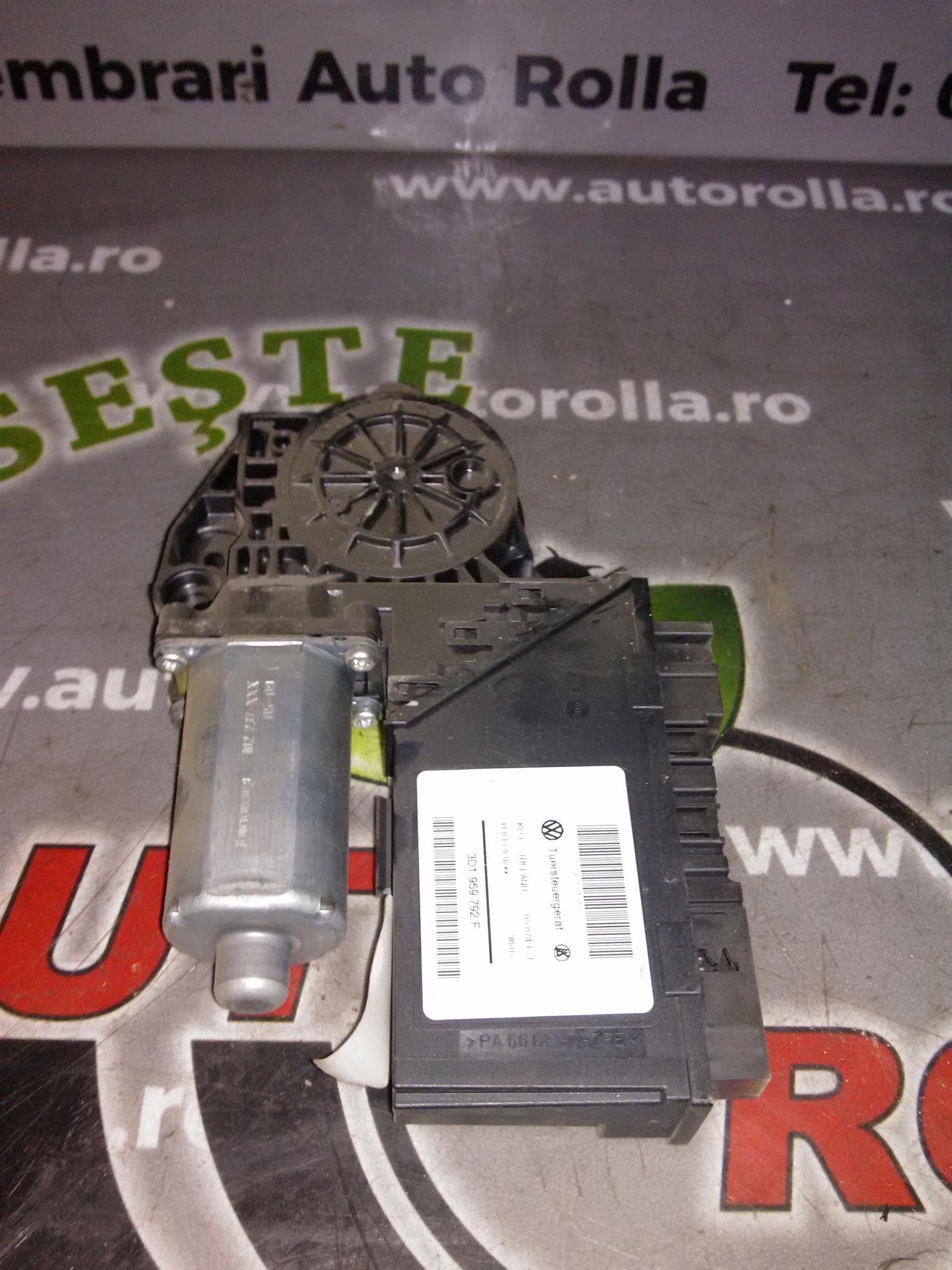 motoras macara dreapta spate Porsche Cayenne, an 2006