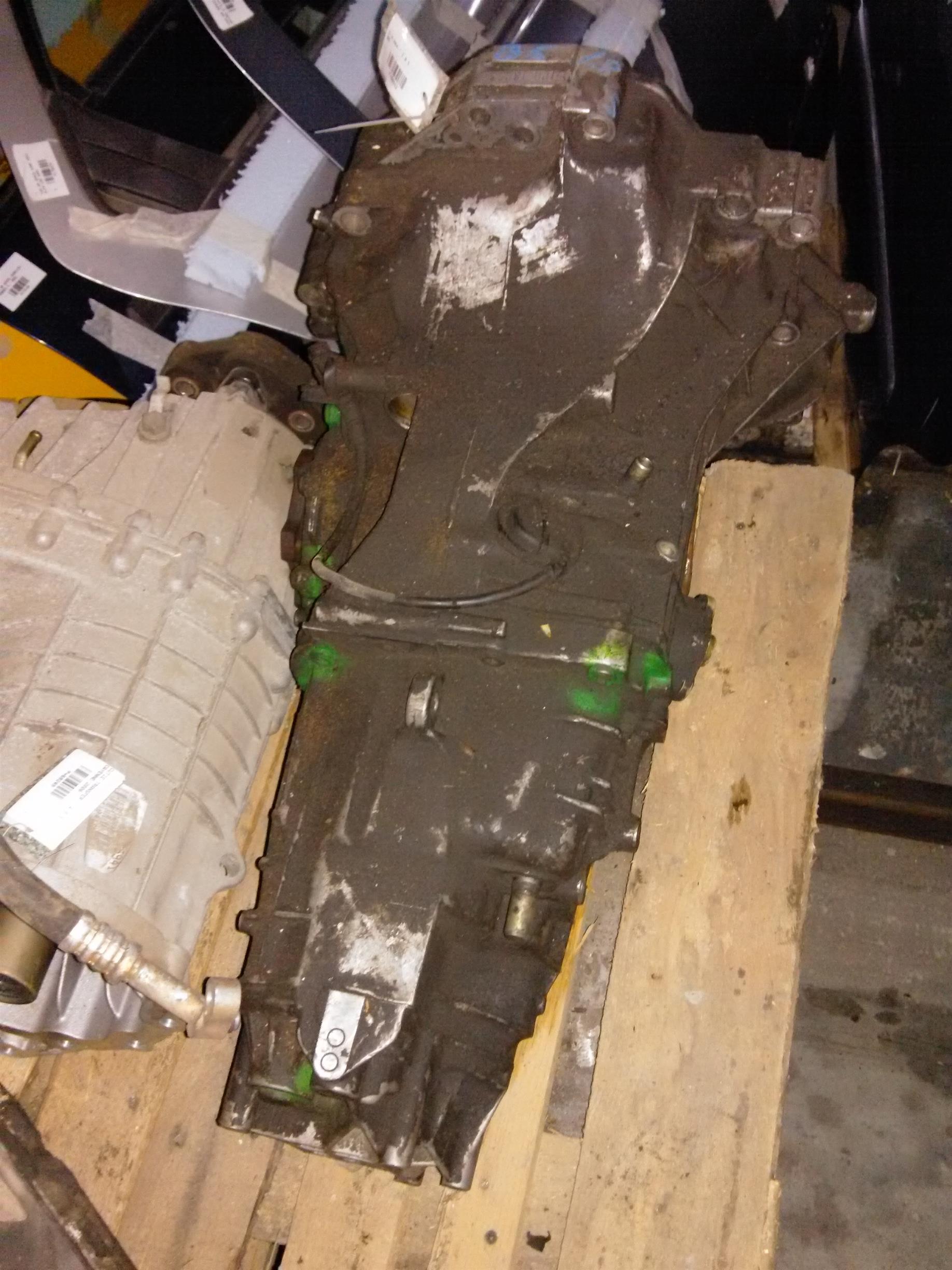 cutie viteze mecanica Volkswagen Passat B5, 1.8S