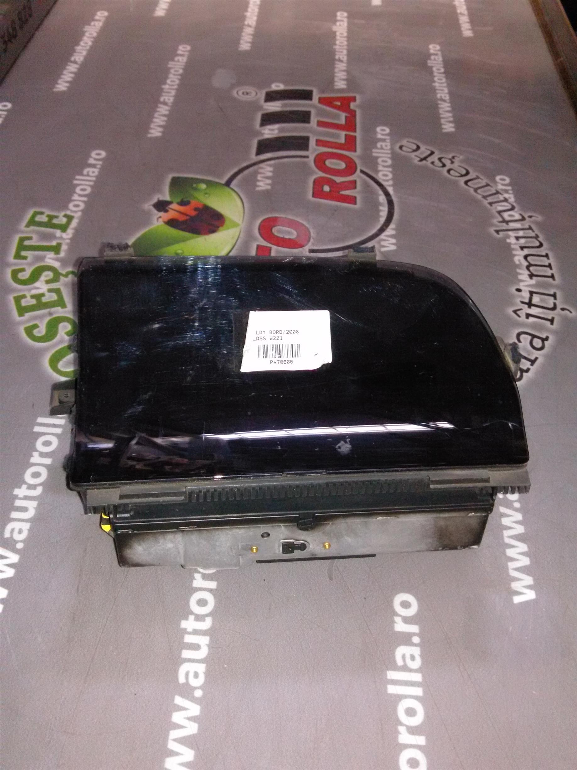 display bord Mercedes Sclass W221, an 2008