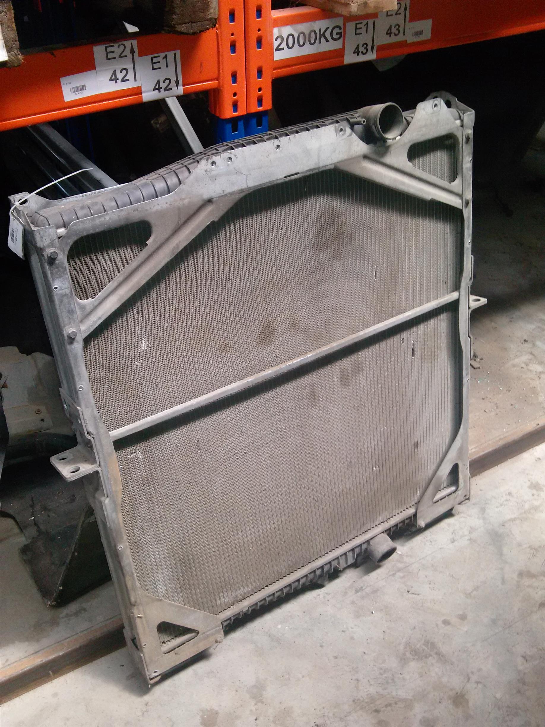radiator apa Volvo FH12