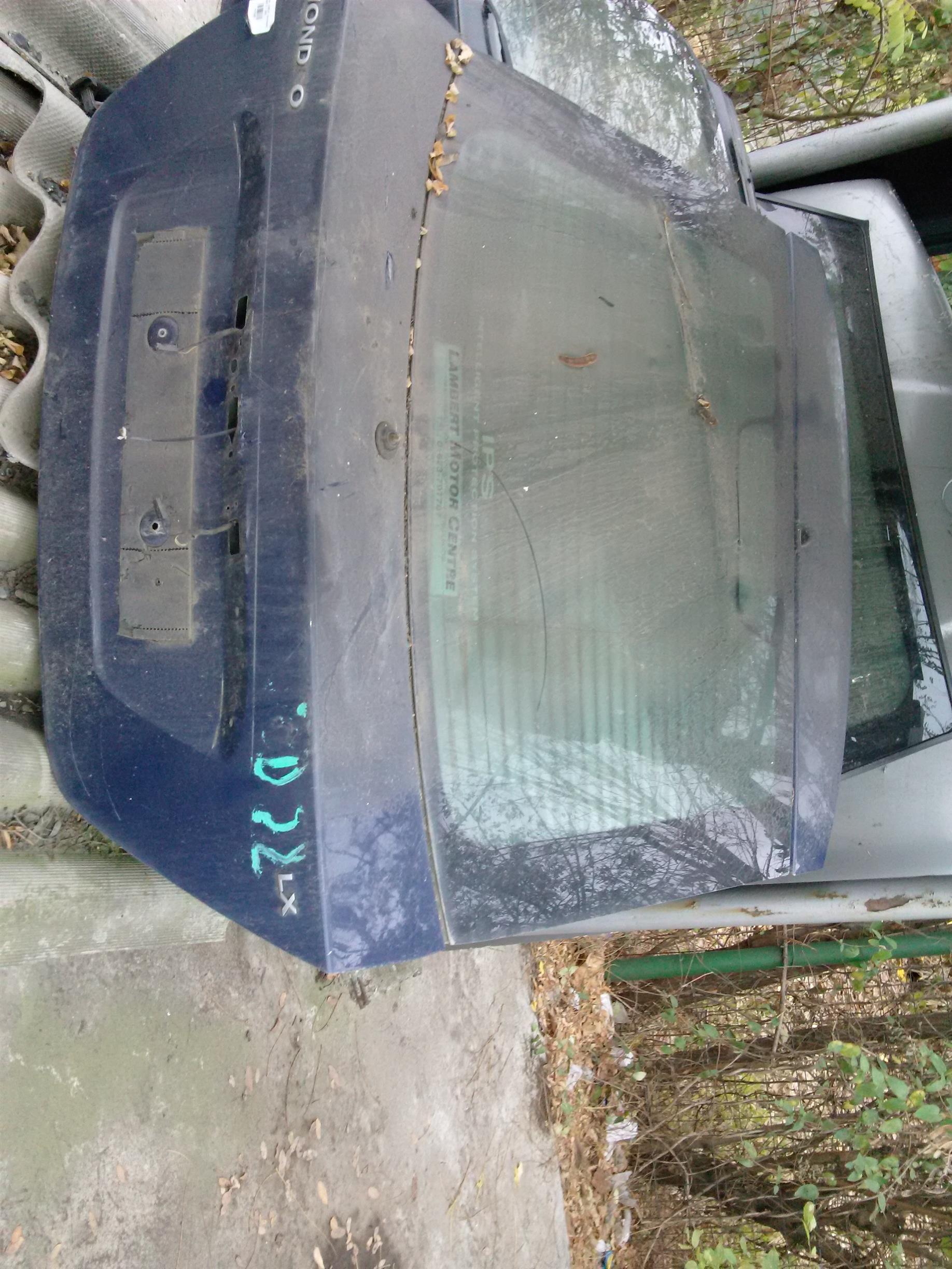 haion complet hatchback Ford Mondeo, an 2001