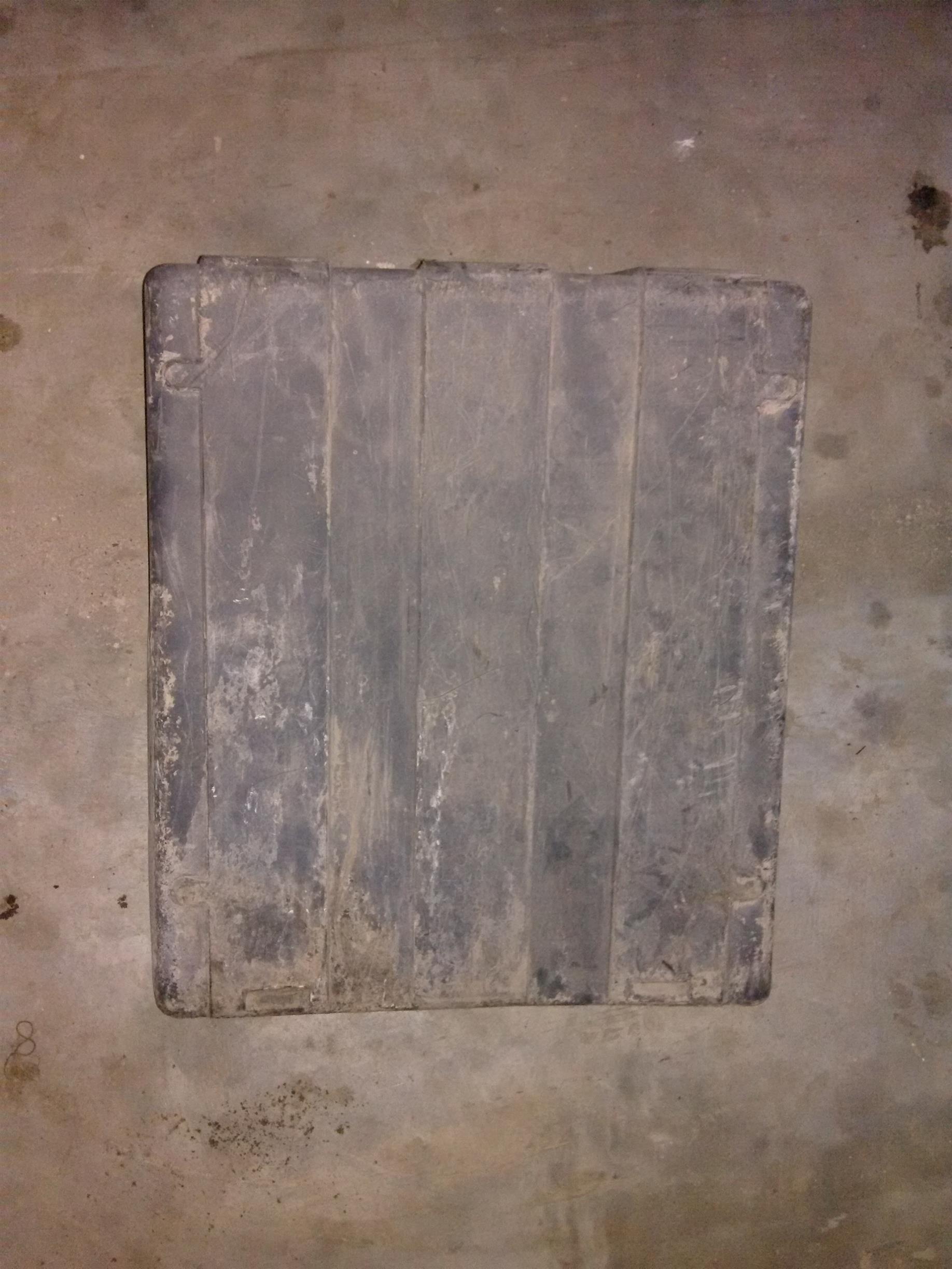 capac baterii Iveco Trakker, an 2008