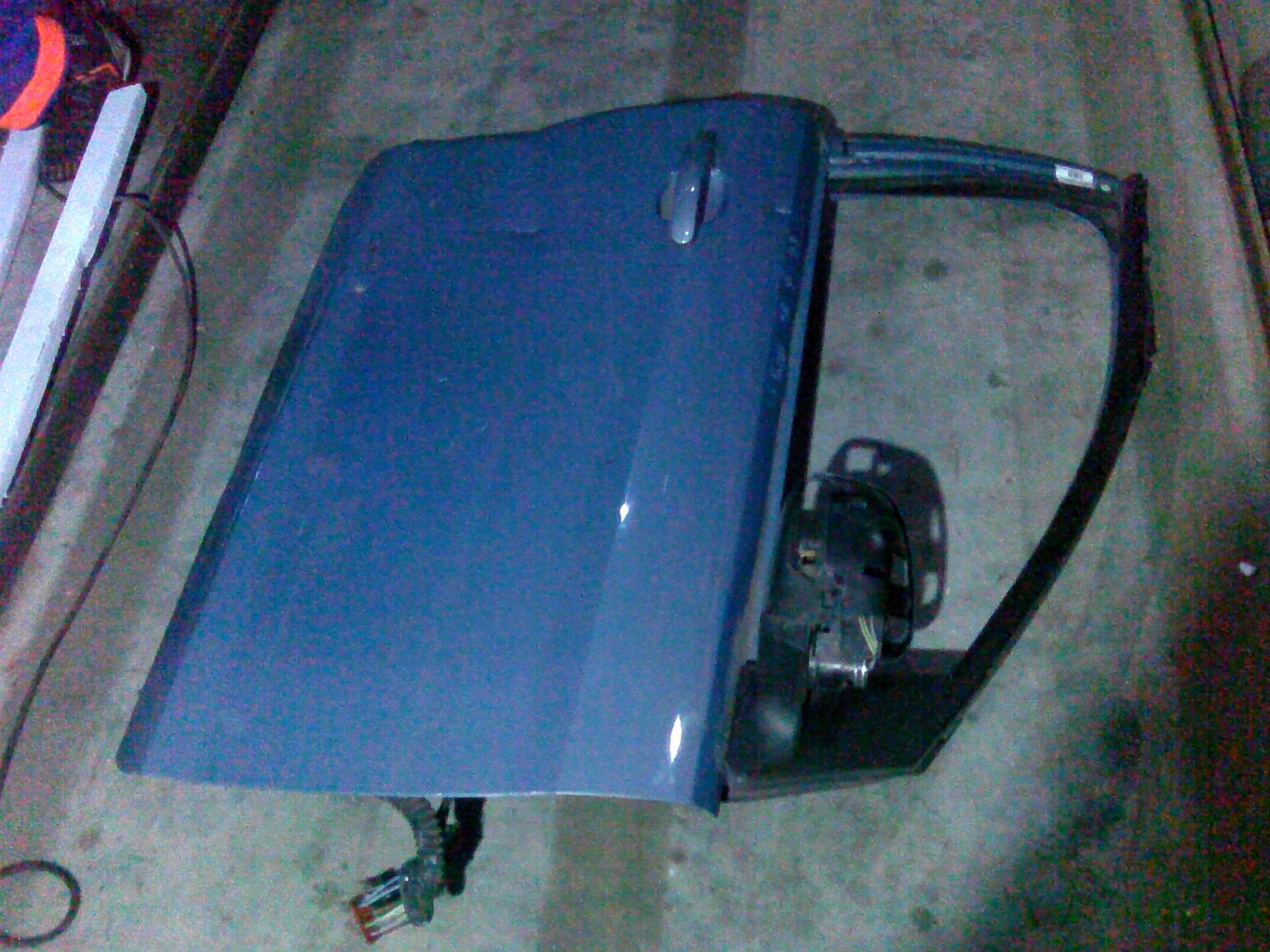 usa dreapta fata si macara electrica Ford Focus 2, an 2008