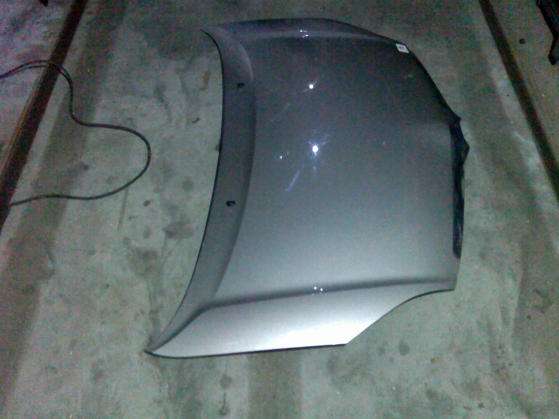 capota fata Toyota Corolla Verso, an 2004