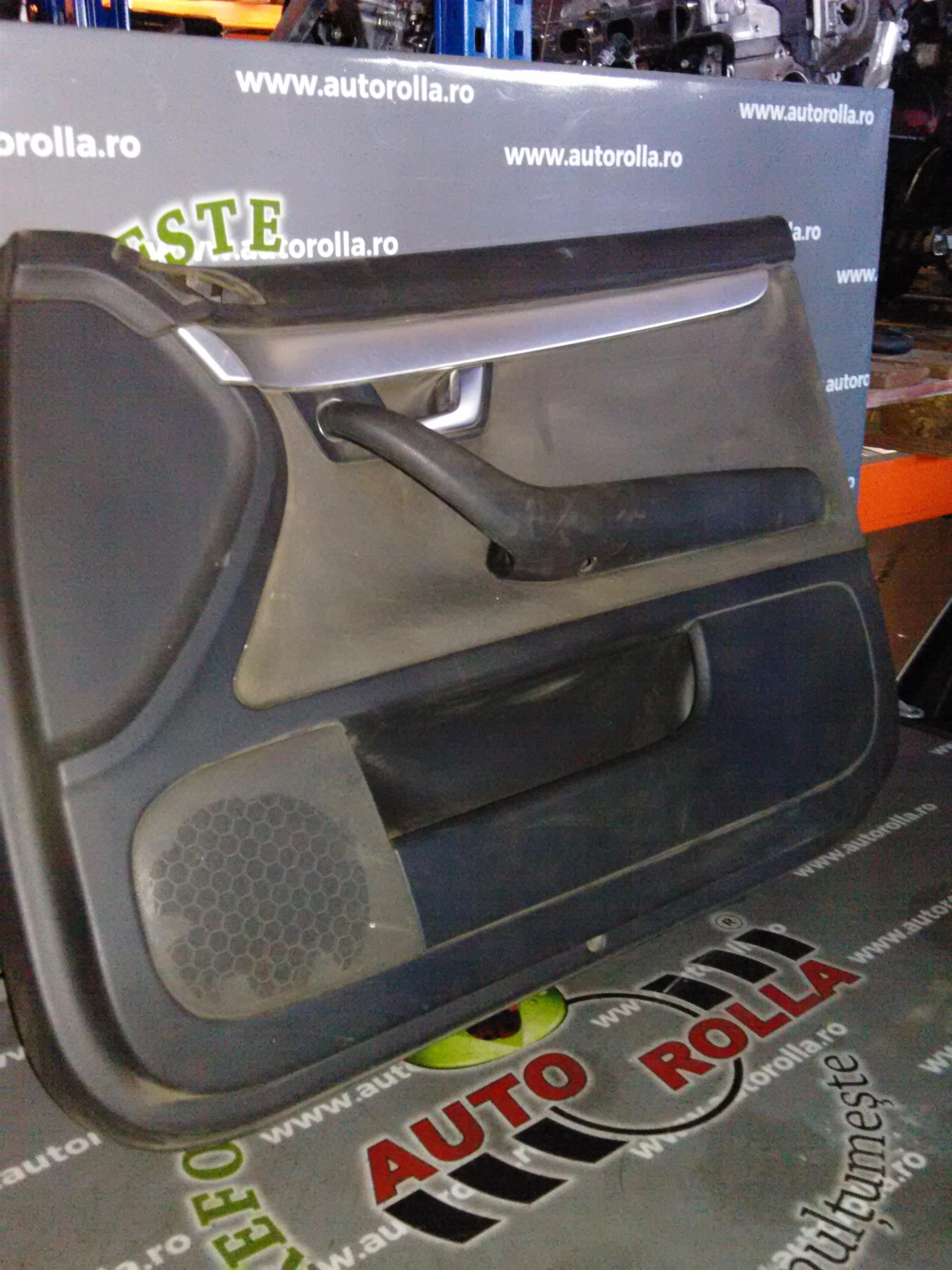 tapiterie usa dreapta fata Audi A4, an 2007