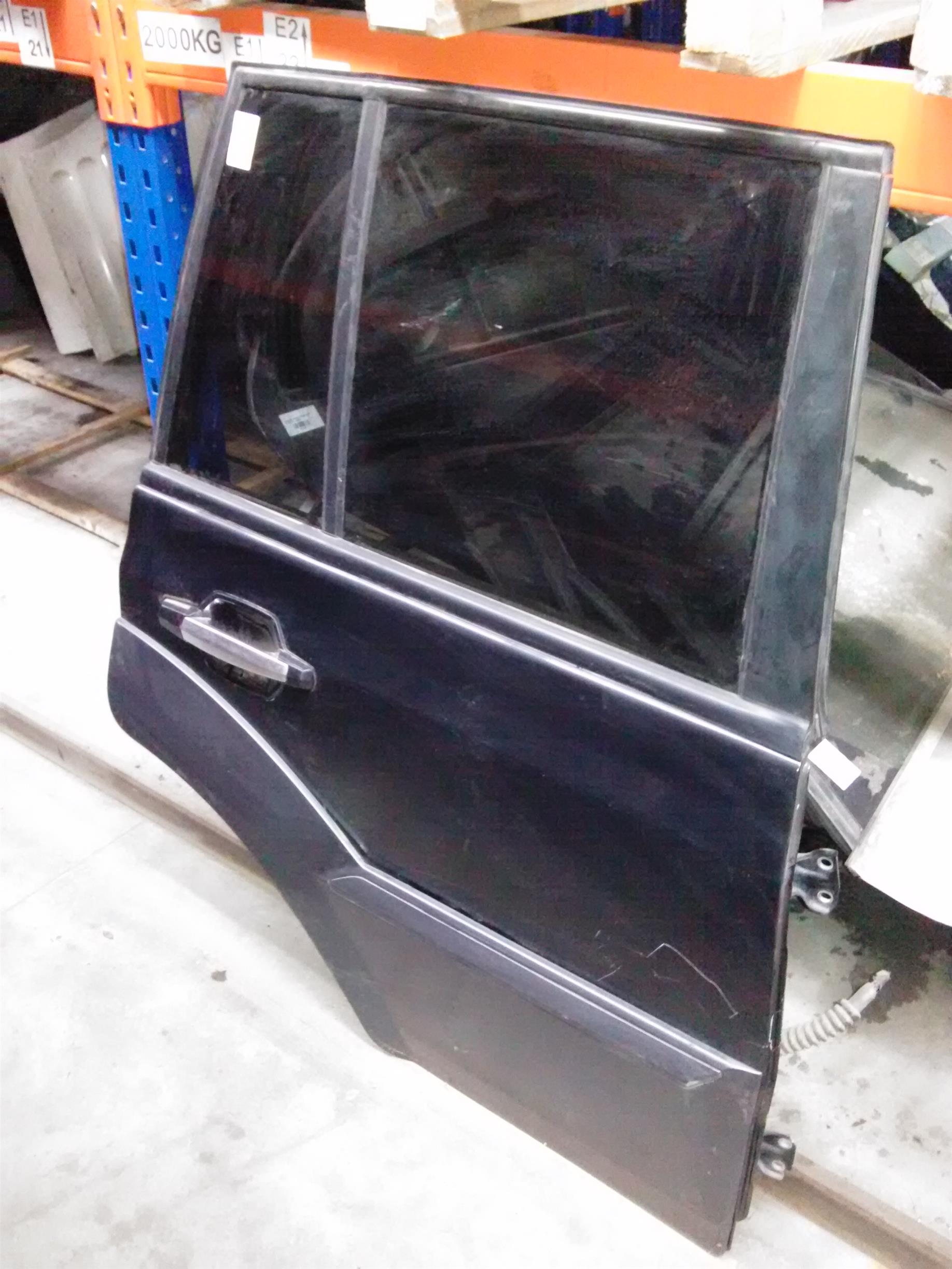 usa dreapta spate completa Hyundai Terracan, an 2005