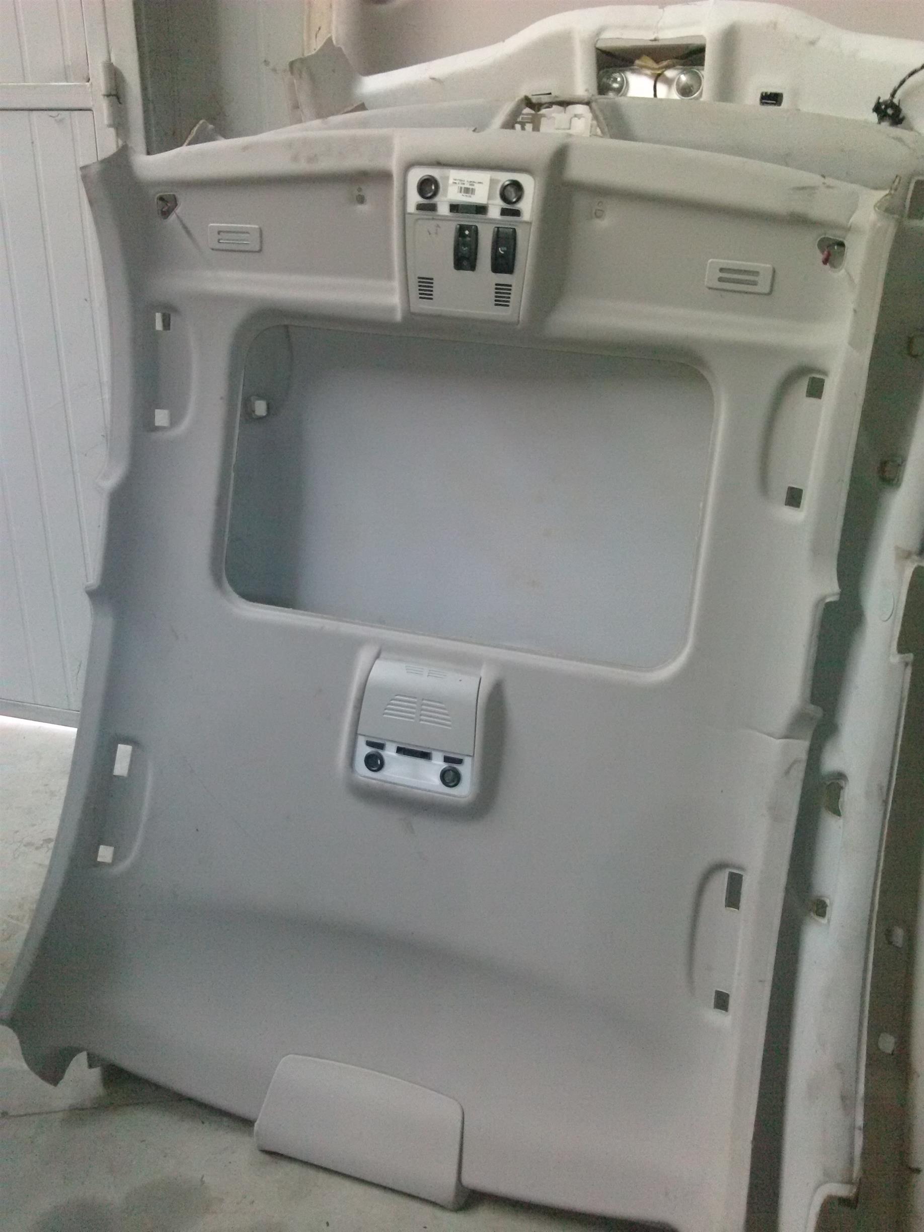 tapiterie plafon si lampa BMW E90 an 2006