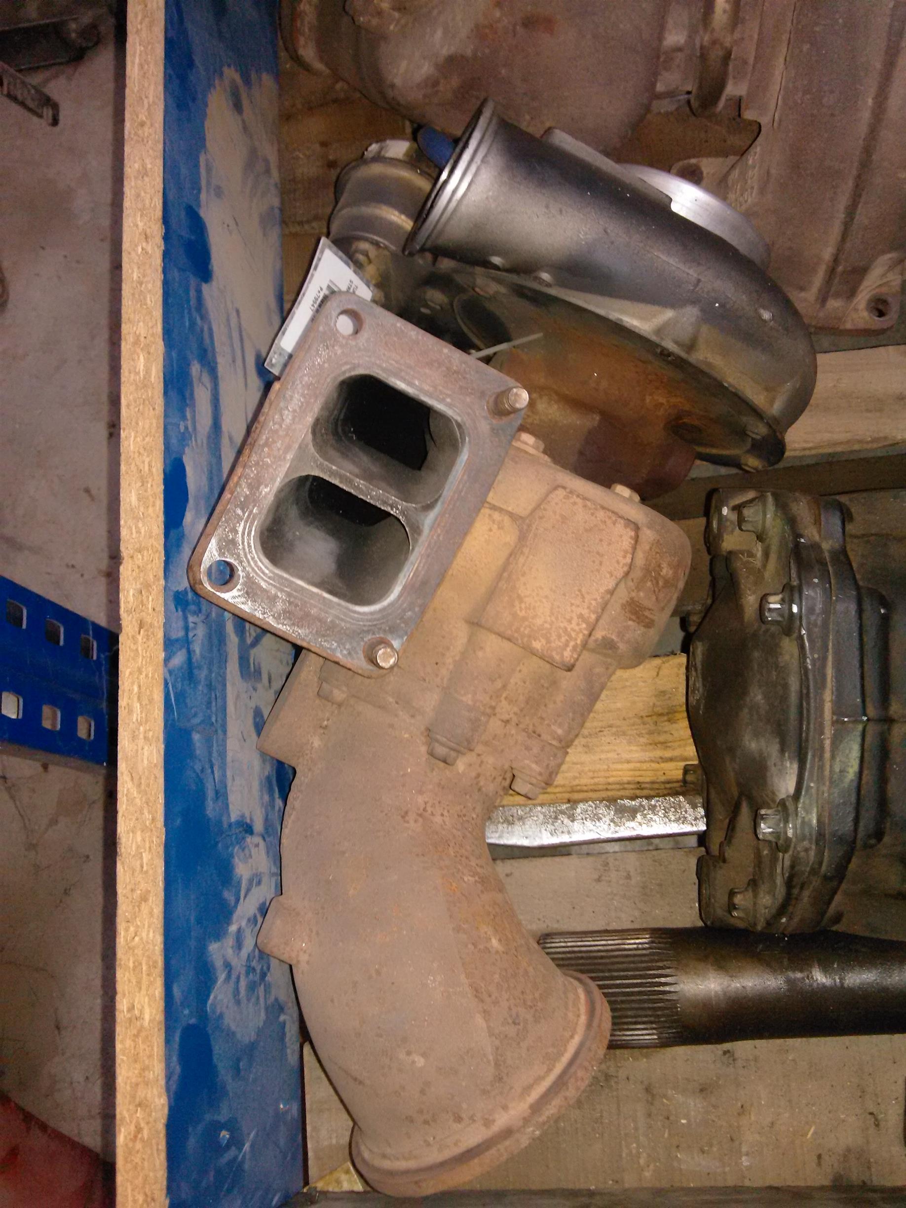 turbina Iveco Stralis, cursor 8