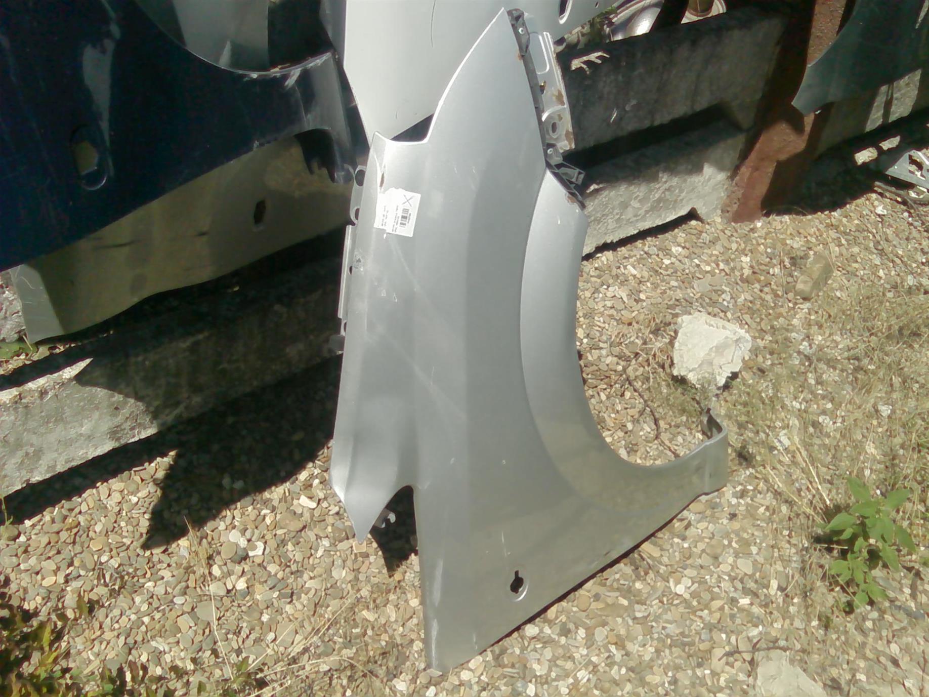 aripa dreapta fata Opel Meriva