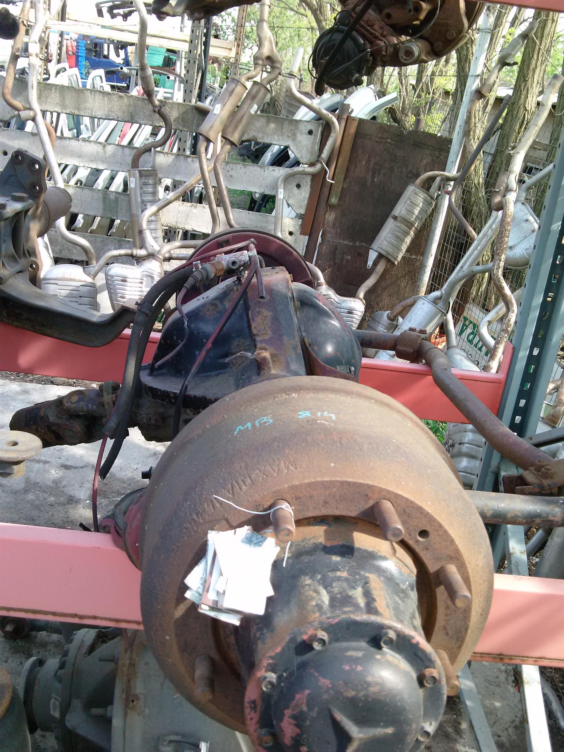 punte spate Mercedes 814