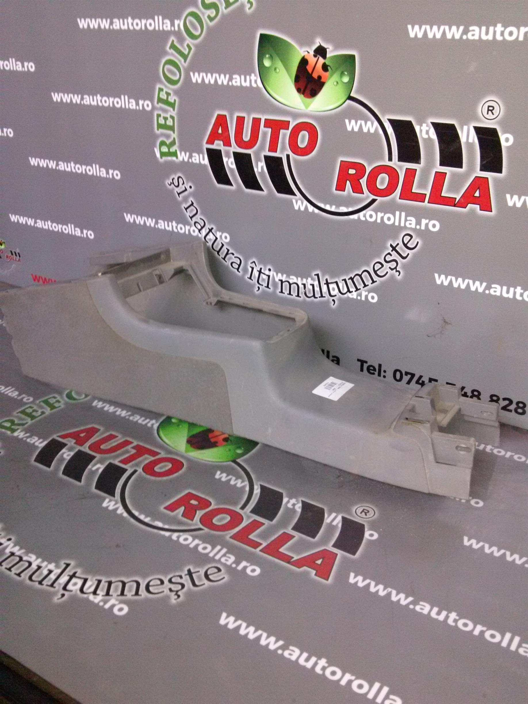 consola bord intre scaune Skoda Octavia 1, an 2000
