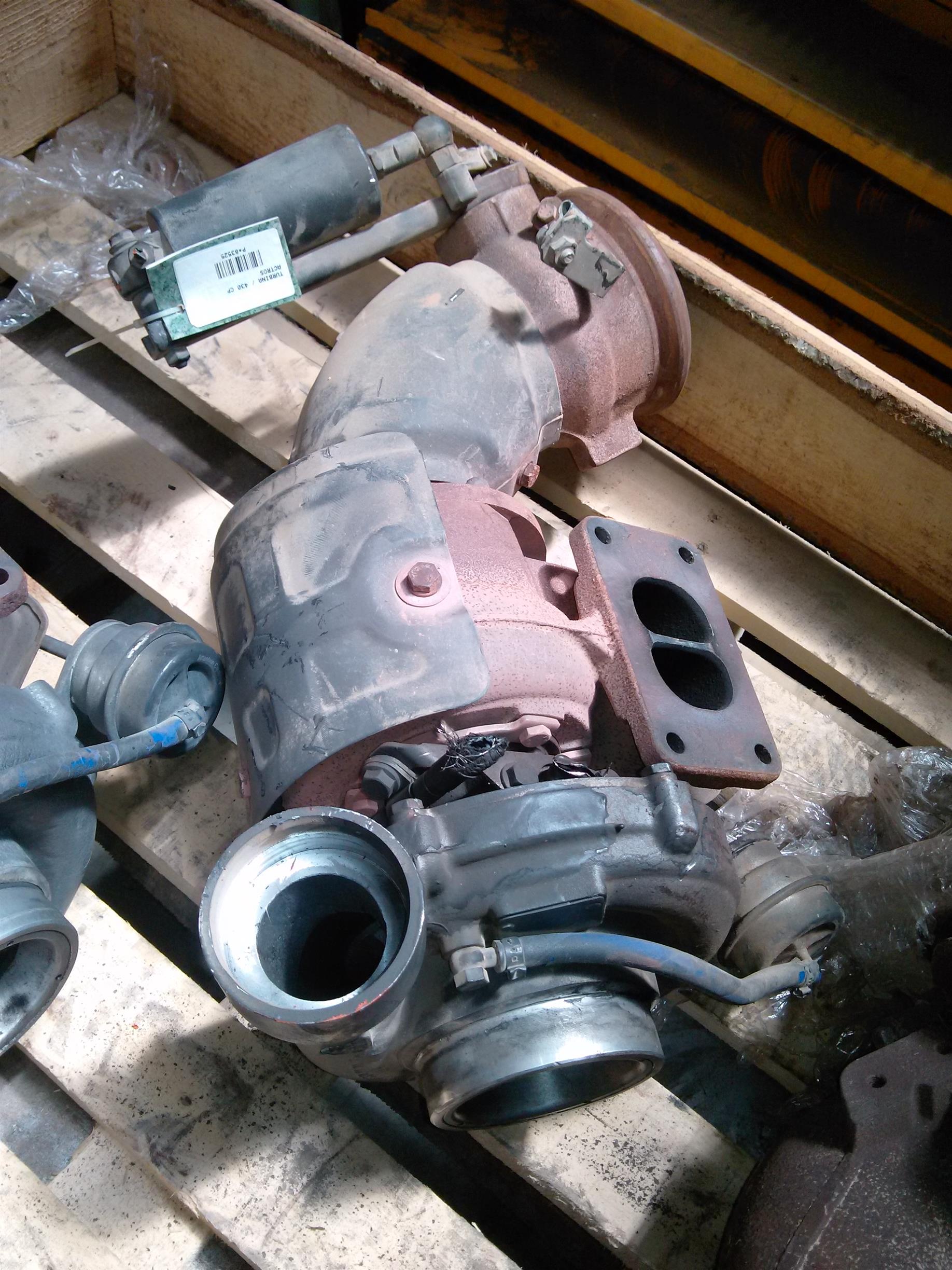 turbina Mercedes Actros, 430cp