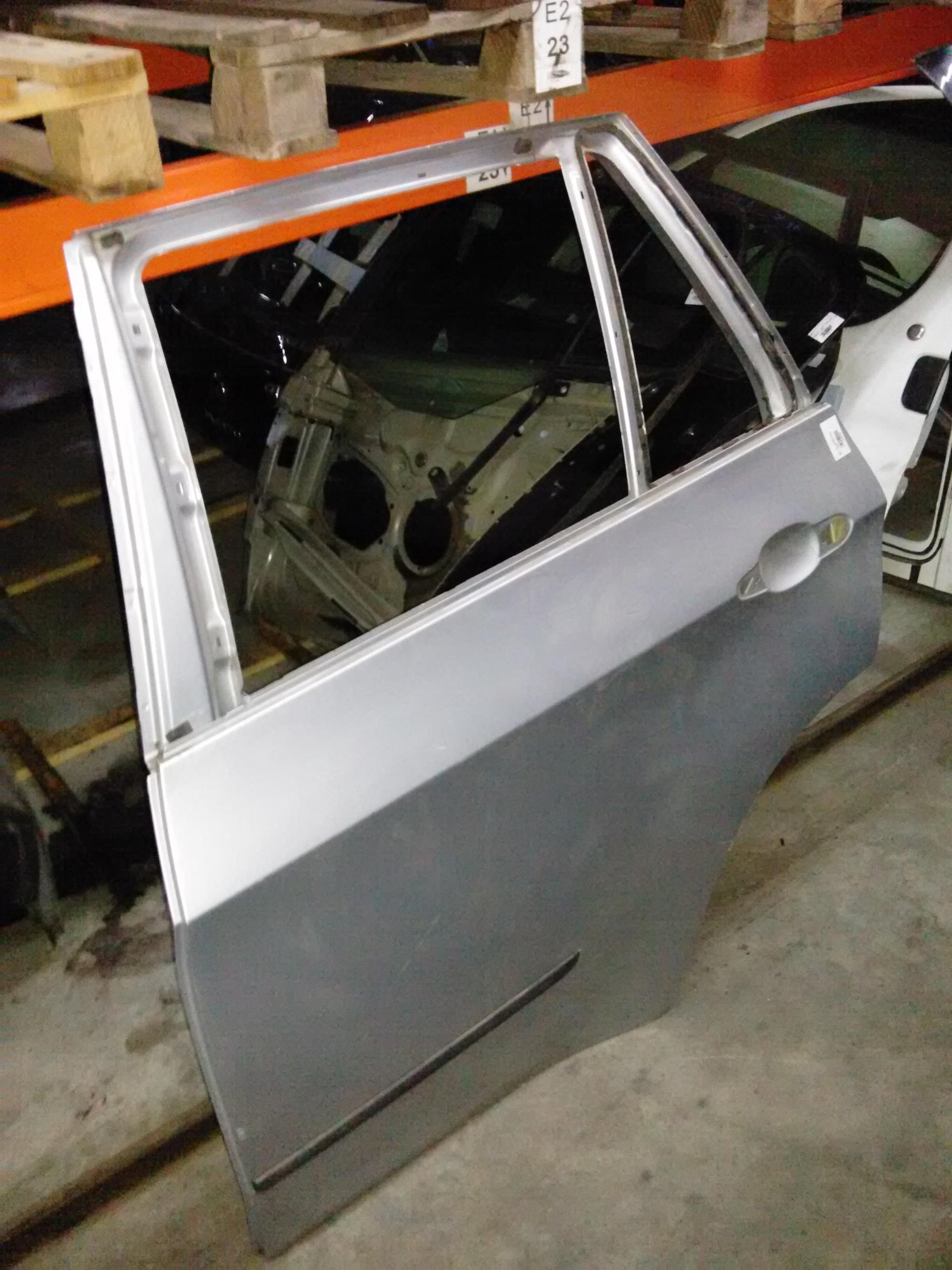 usa stanga spate goala BMW X5 E70, an 2008