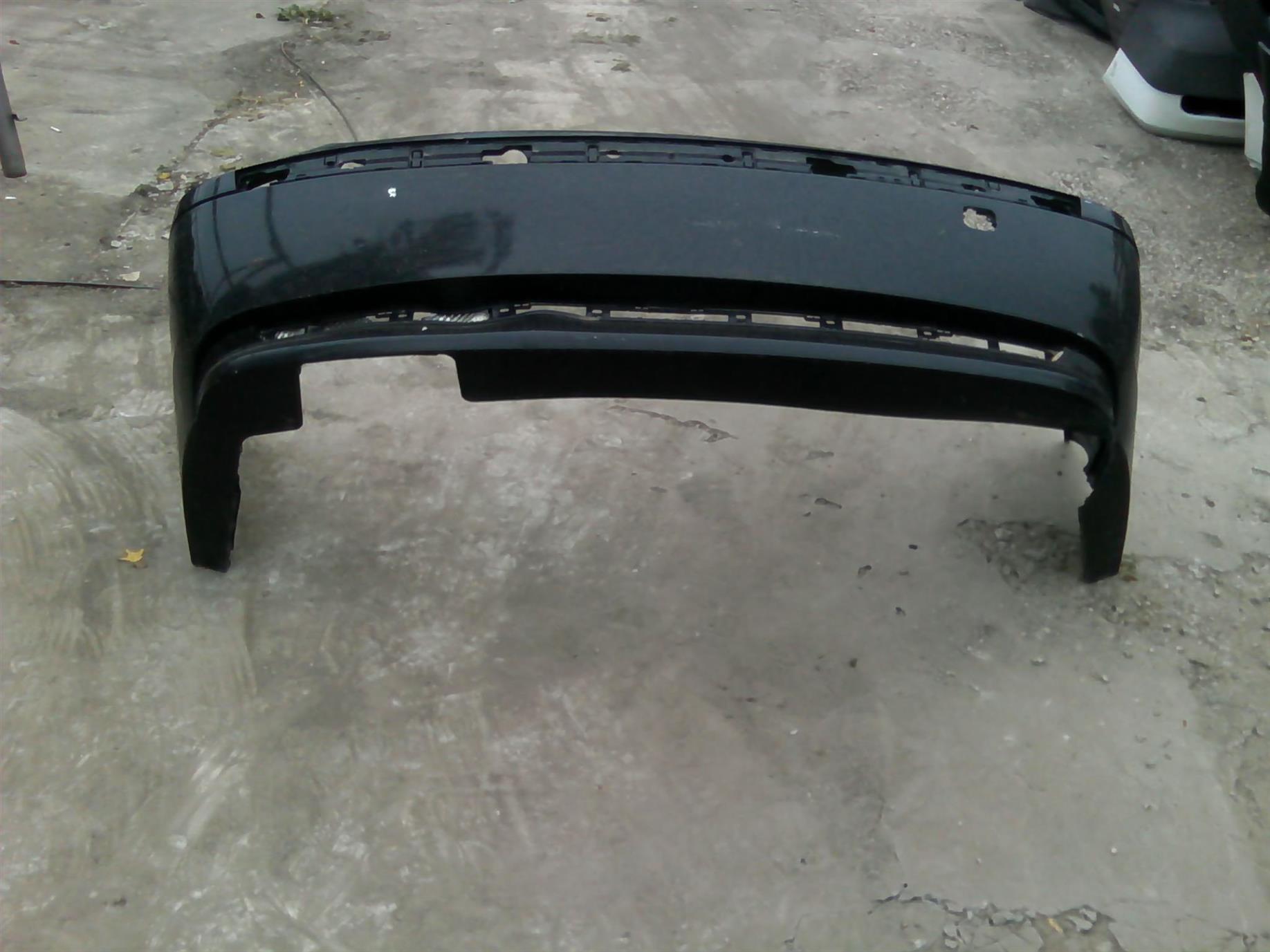 bara spate BMW E65, an 2003