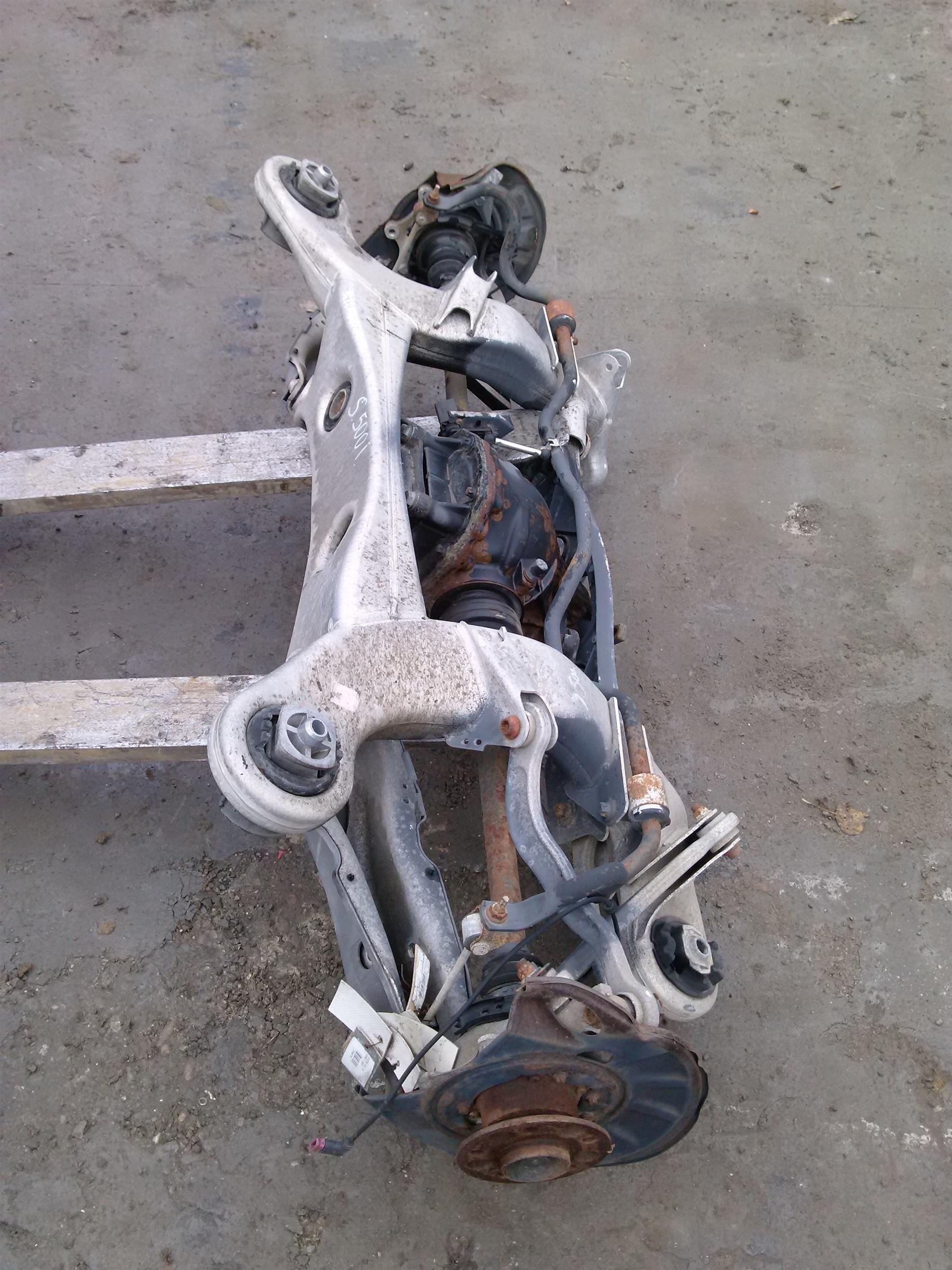 punte spate Mercedes Sclass W221, 5.0S, an 2007