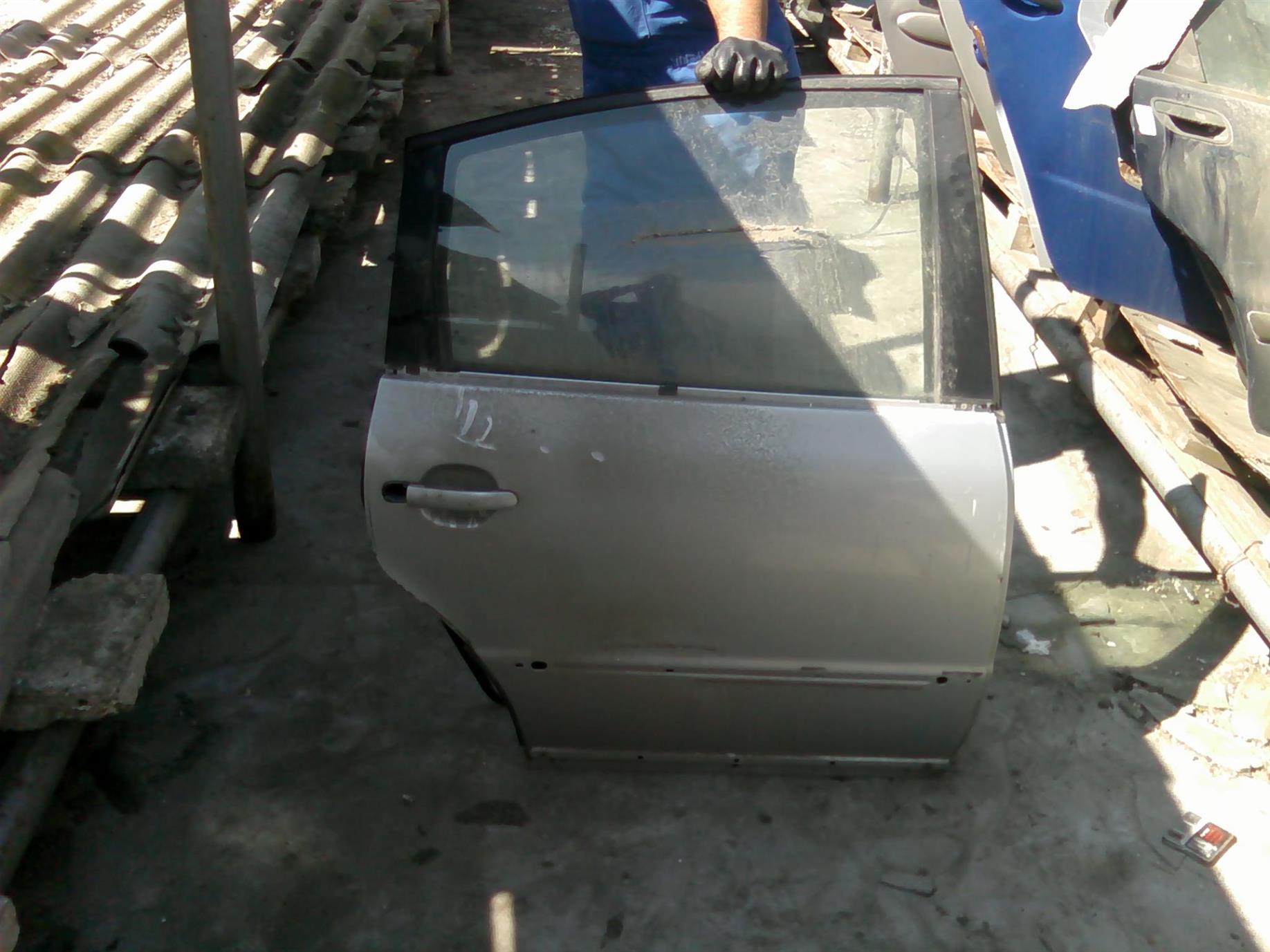 usa dreapta spate completa Volkswagen Passat B5