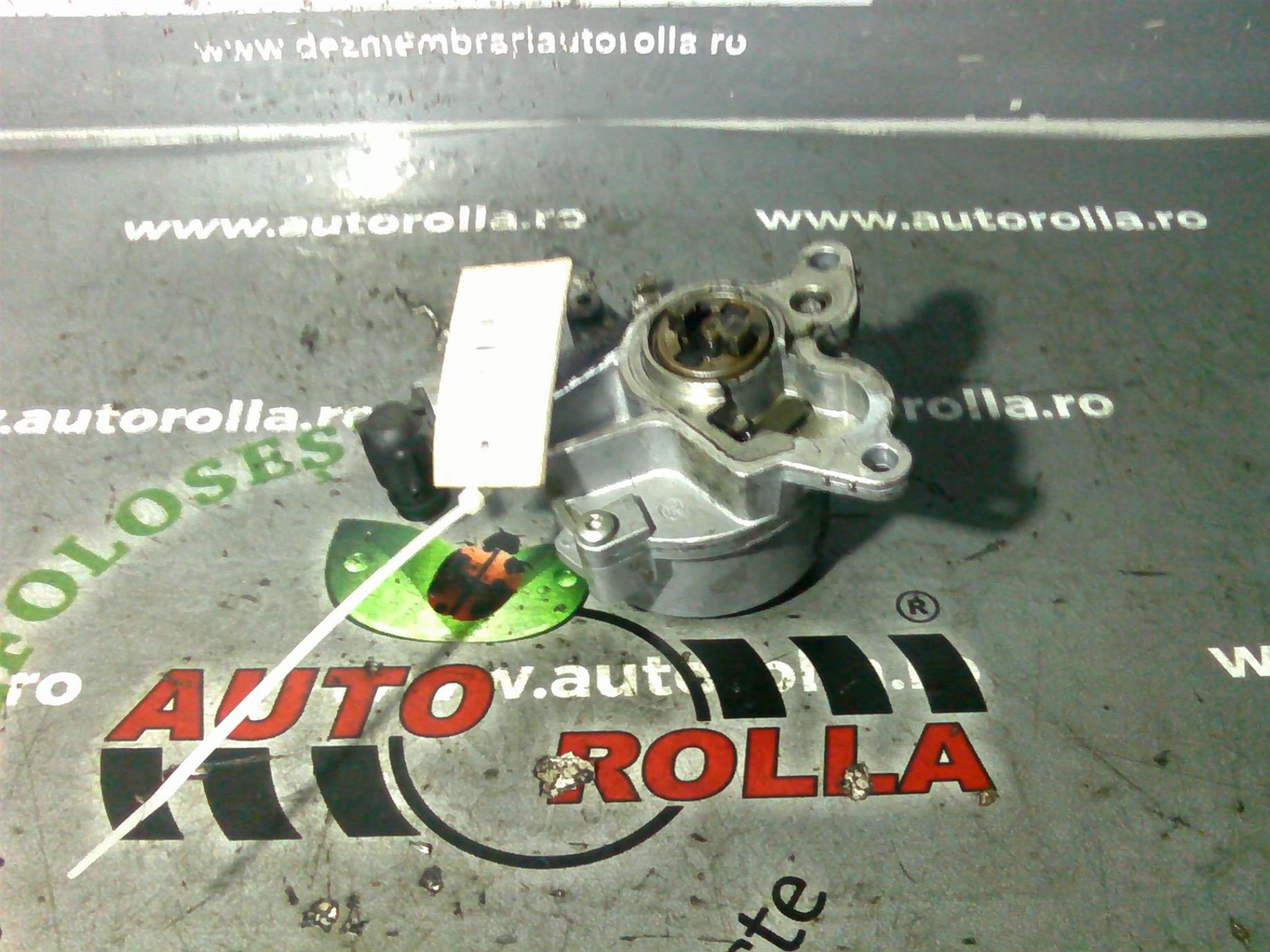 pompa vacuum Opel Vivaro 2.0CDTI, an 2010