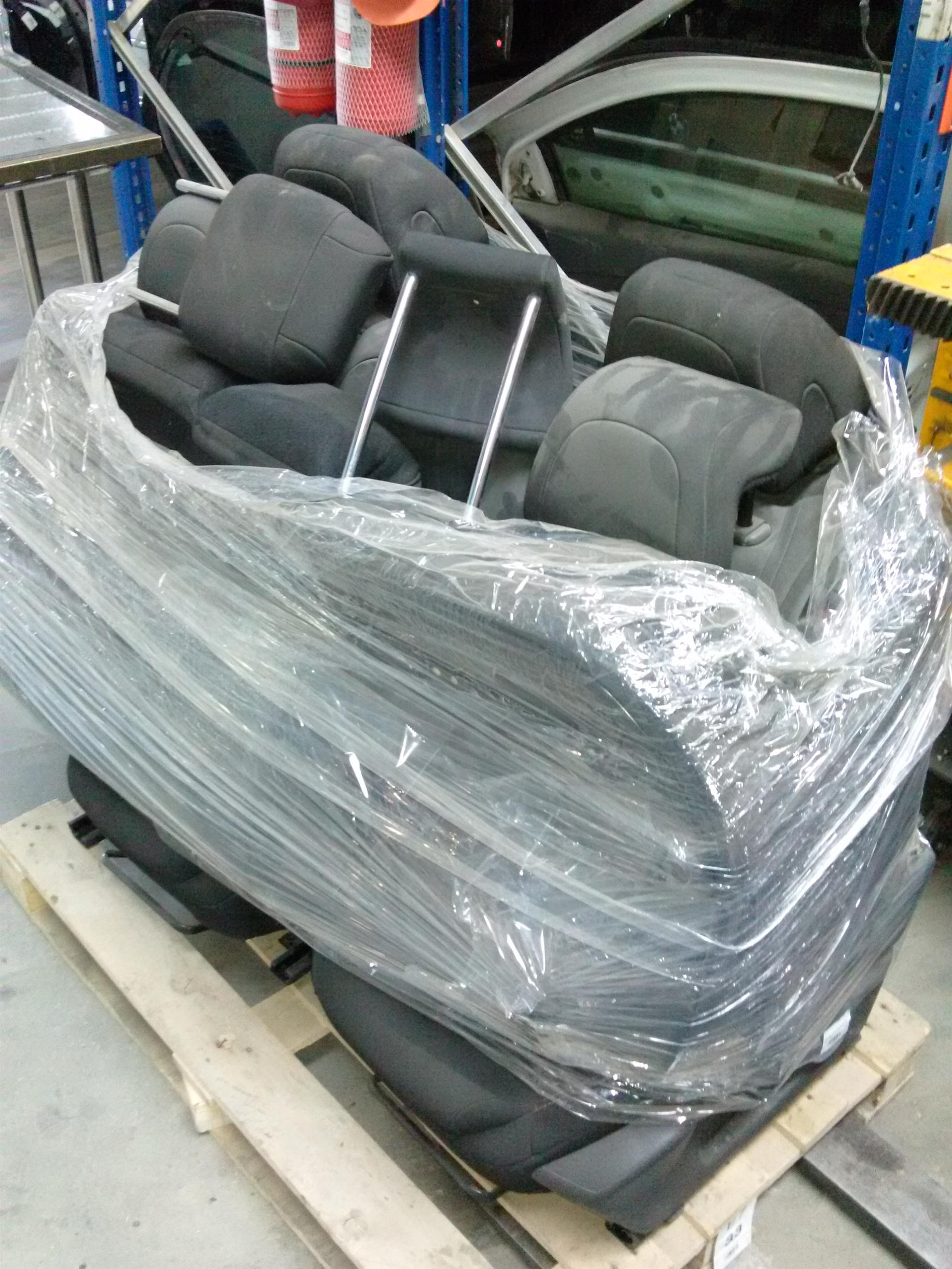 scaune fata si bancheta spate Citroen C5, an 2011