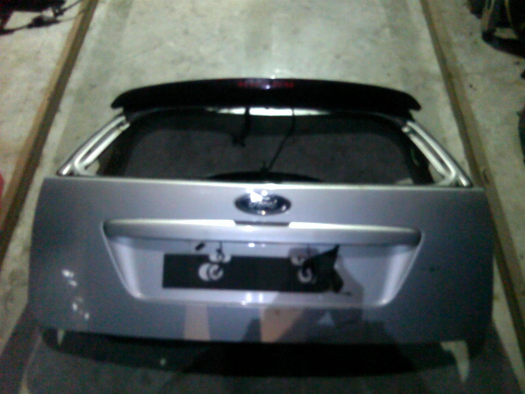 haion hatchback fara luneta Ford Focus 2, an 2007