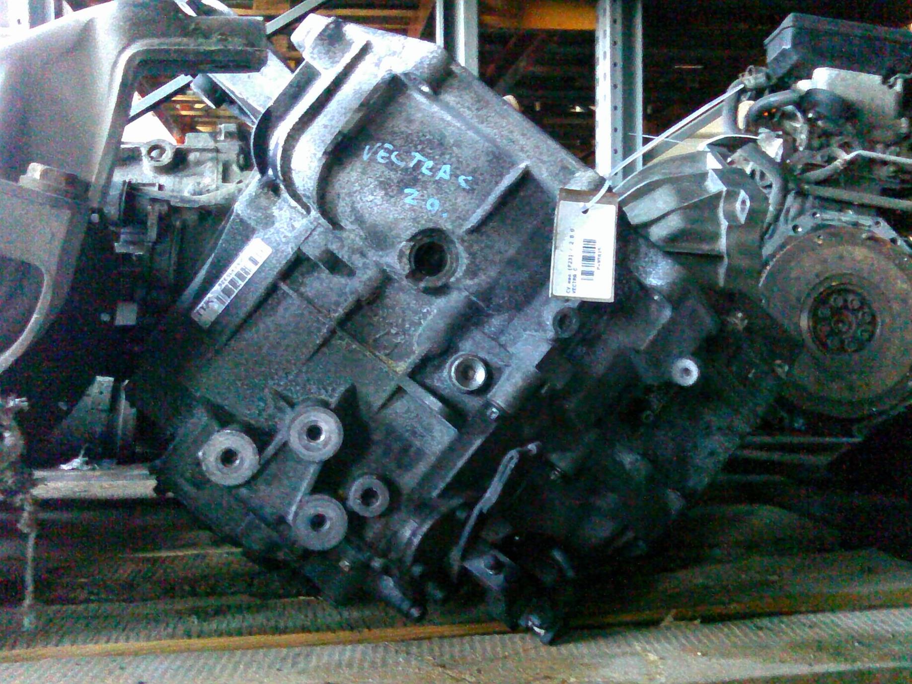 cutie viteze mecanica f23 Opel Vectra C, 2.0D