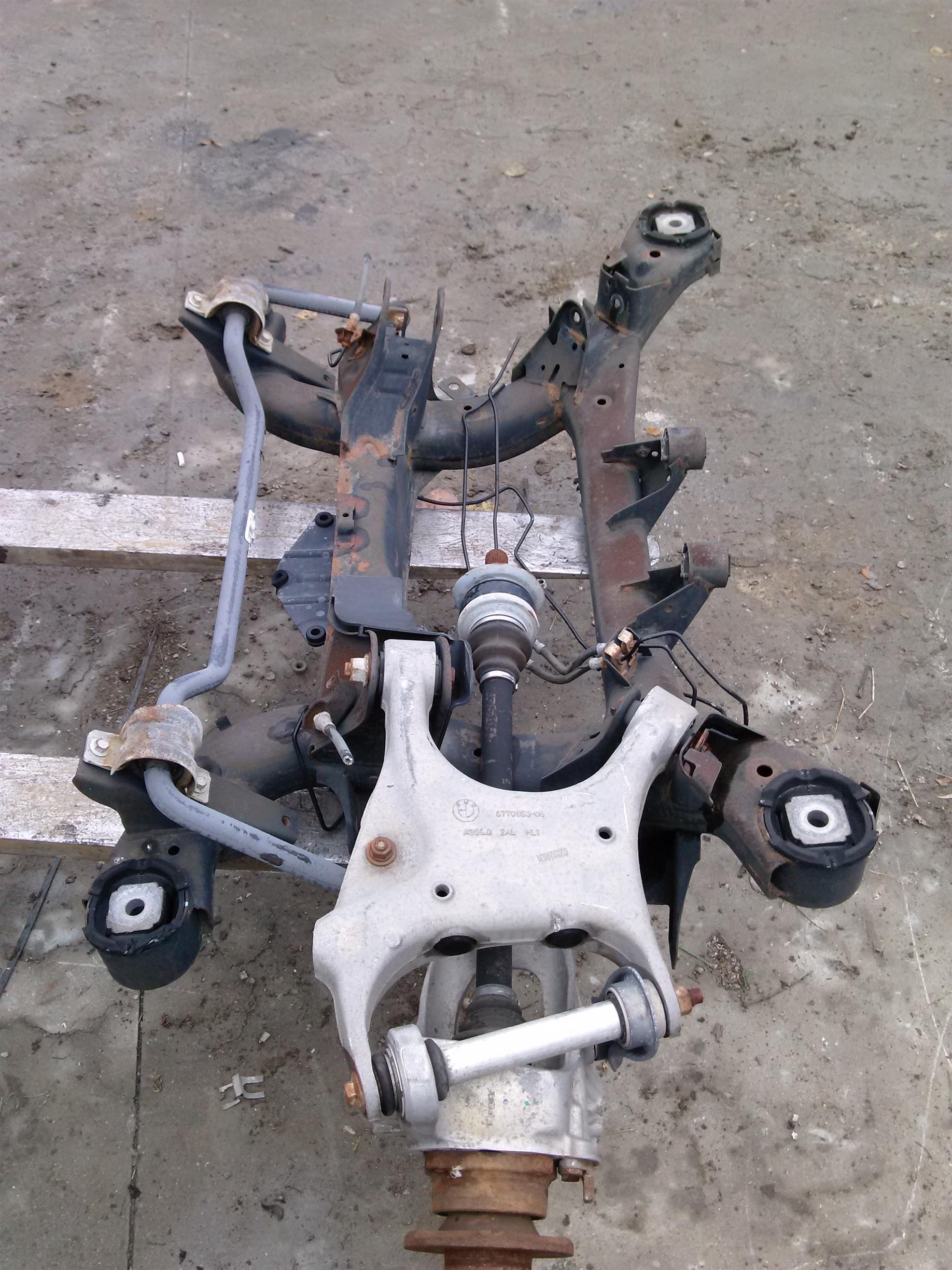 punte spate BMW X5 E70, an 2008
